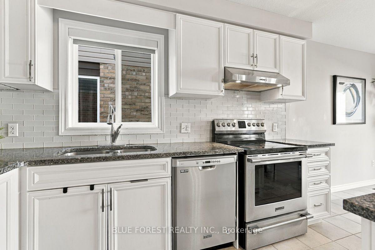 Photo 11 of 2645 Asima Drive, London, South U — HOMEH