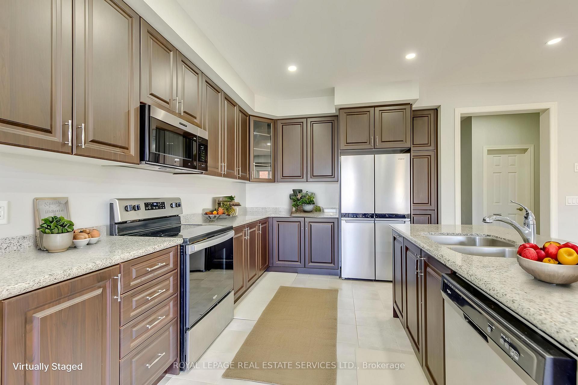 Photo 18 of 486 Silver Maple Road, Oakville, Joshua Meadows — HOMEH