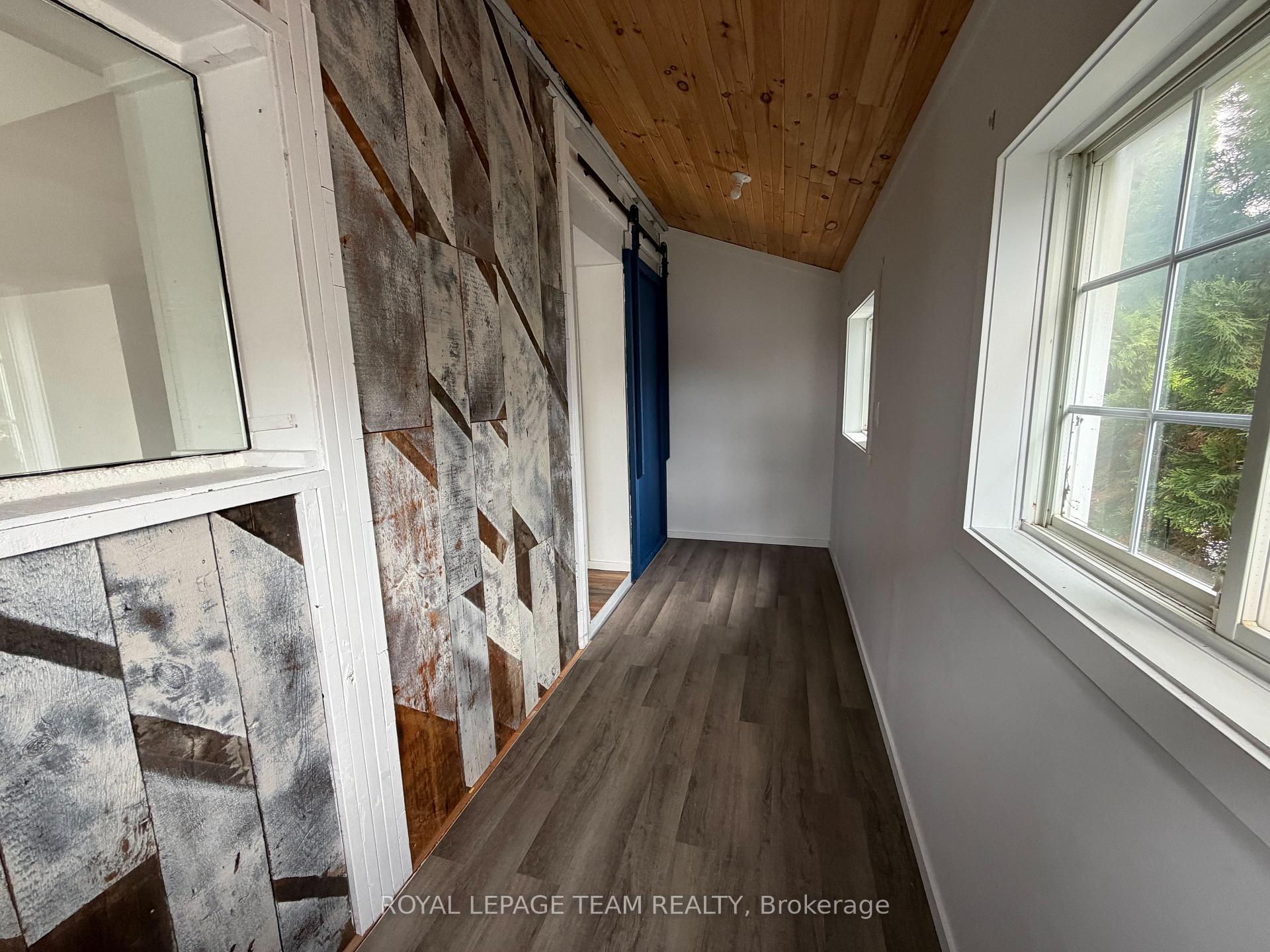 Photo 3 of 27 Poplar Street, Ottawa, West Centre Town — HOMEH