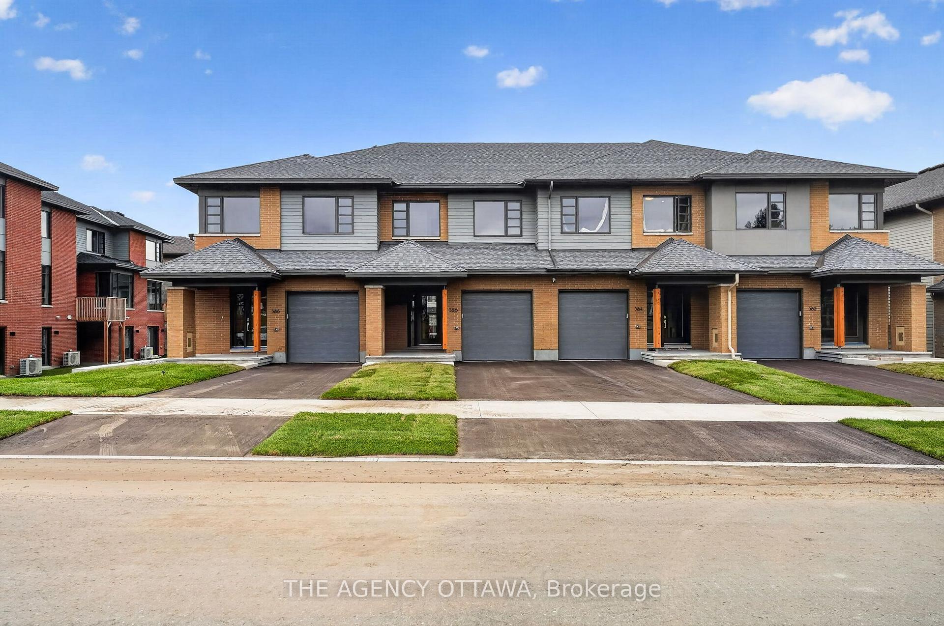 Photo 2 of 386 Walden Drive, Ottawa, Kanata - Kanata Lakes/Heritage Hills — HOMEH