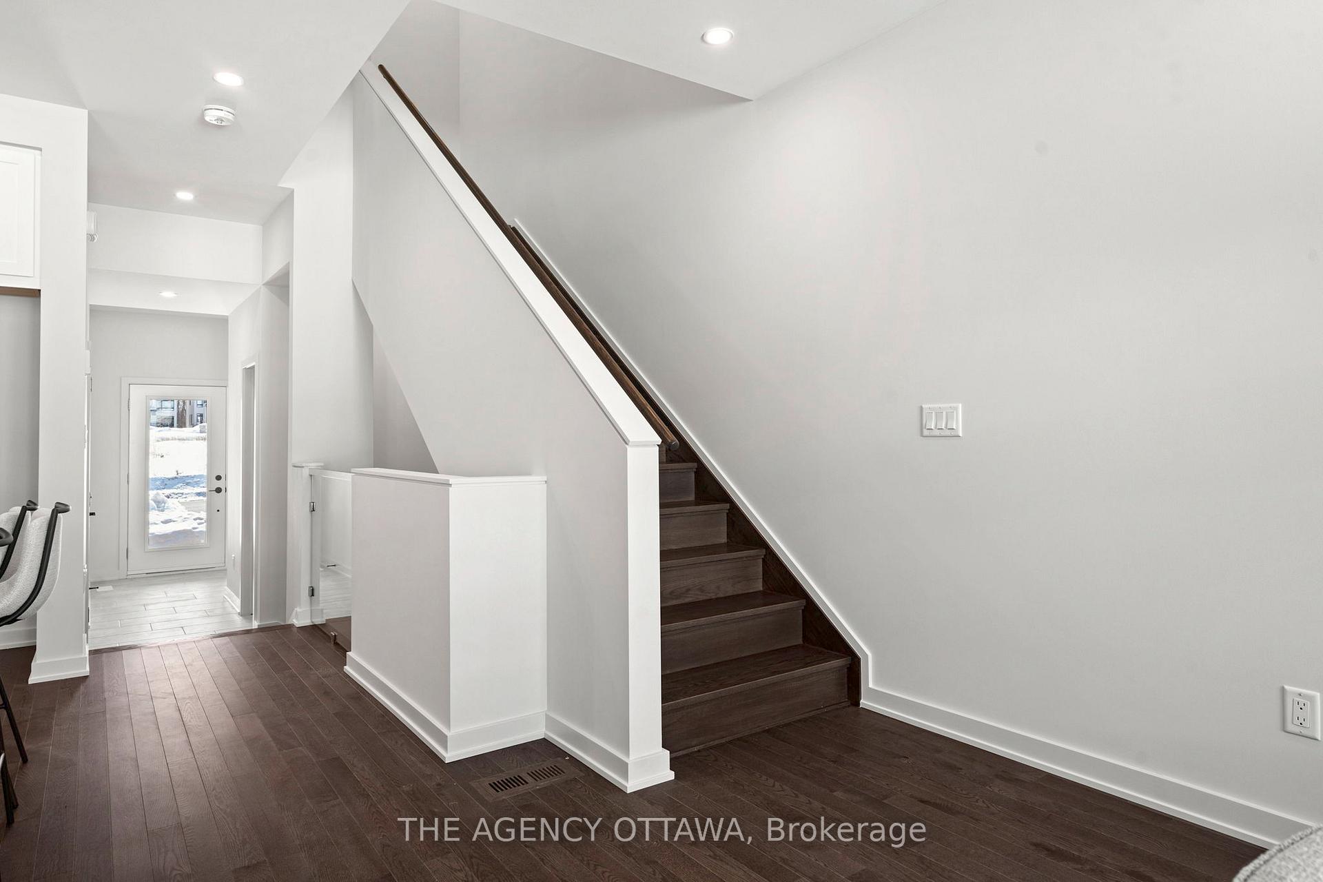 Photo 17 of 386 Walden Drive, Ottawa, Kanata - Kanata Lakes/Heritage Hills — HOMEH