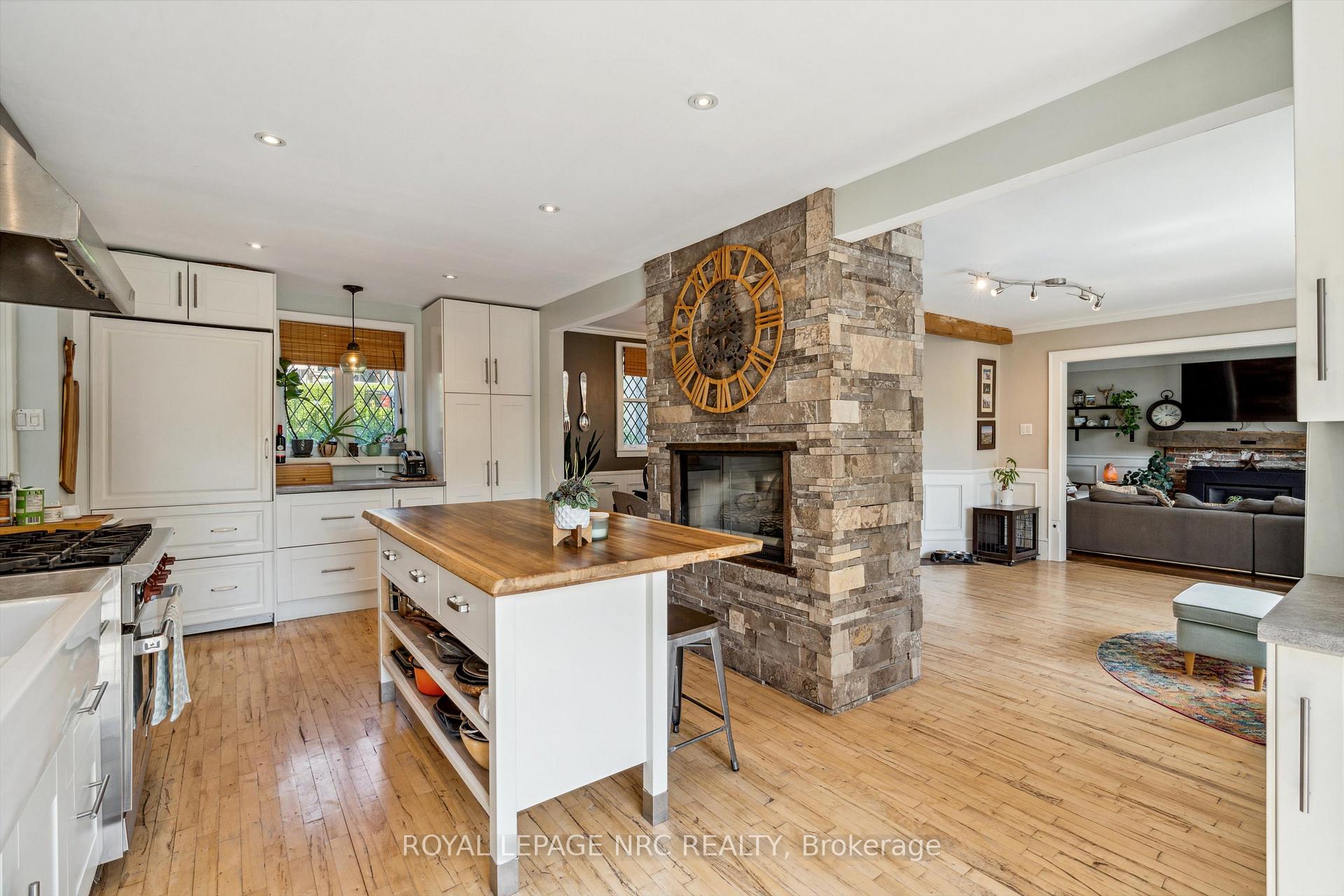 Photo 23 of 75 Yates Street, St. Catharines, Downtown — HOMEH
