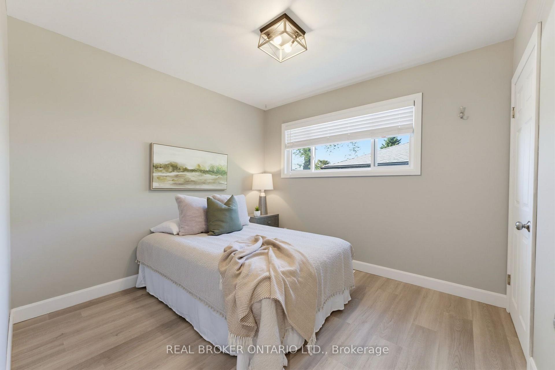 Photo 17 of 300 Westmount Road E, Kitchener, Meinzinger — HOMEH