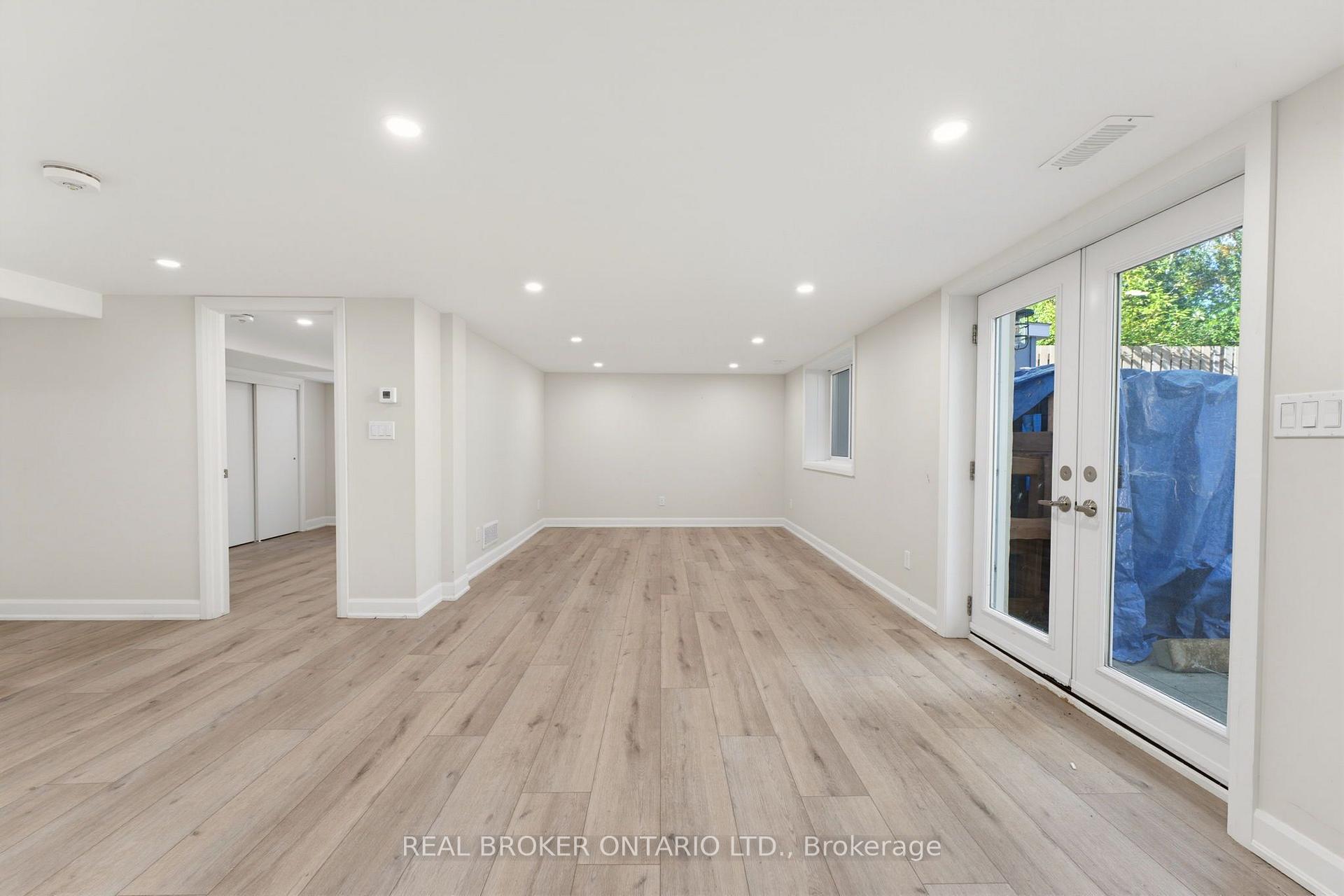 Photo 20 of 300 Westmount Road E, Kitchener, Meinzinger — HOMEH