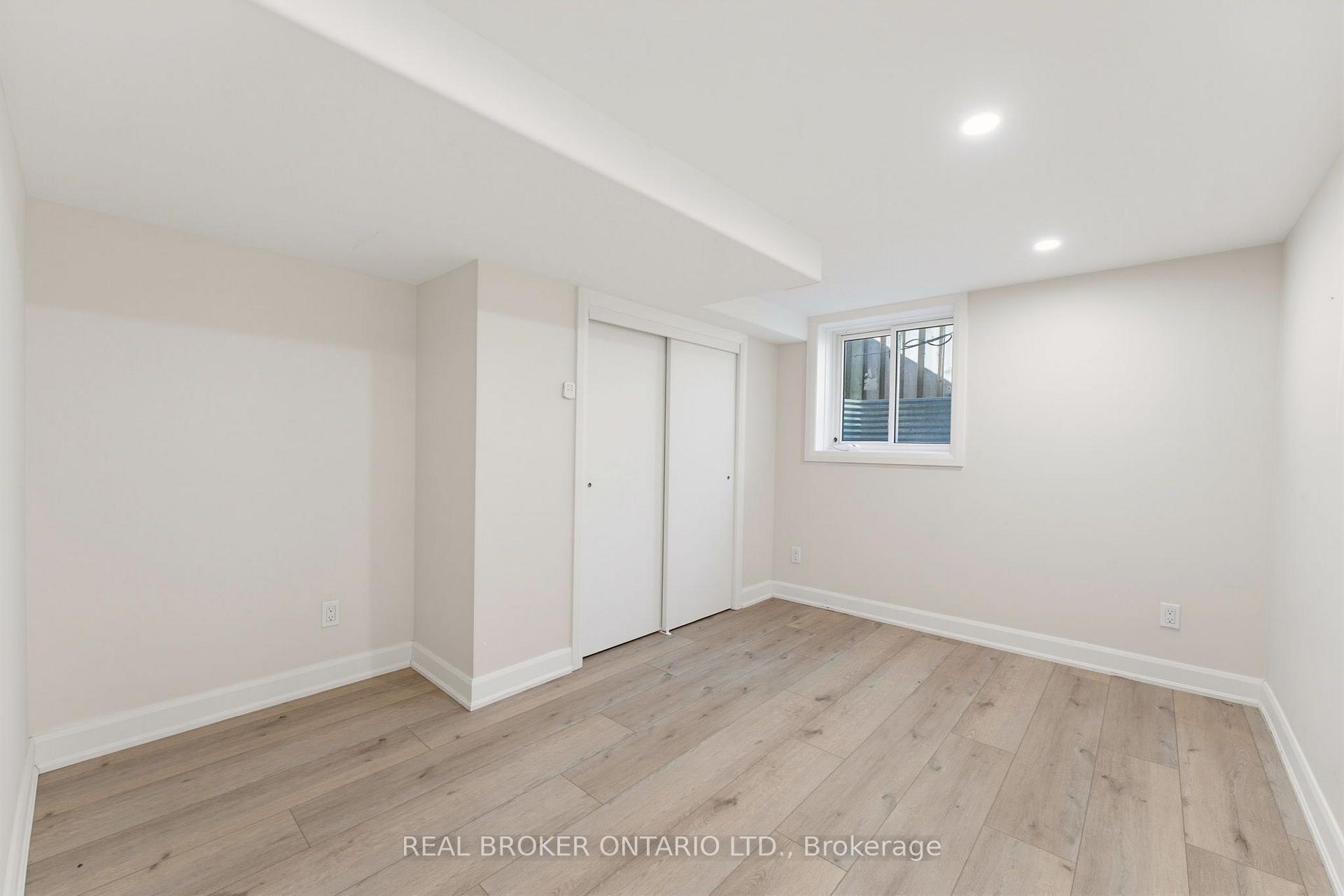 Photo 26 of 300 Westmount Road E, Kitchener, Meinzinger — HOMEH