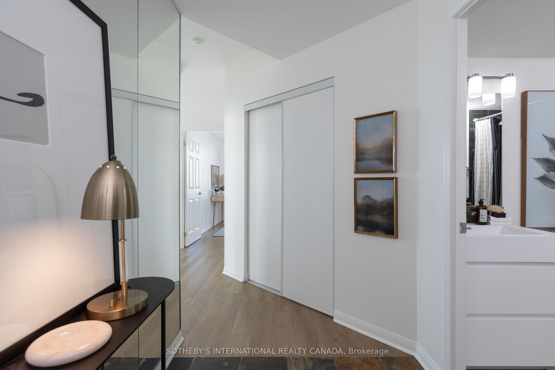 Photo 5 of Unit 2811, 230 Queens Quay W, Toronto, Waterfront Communities — HOMEH
