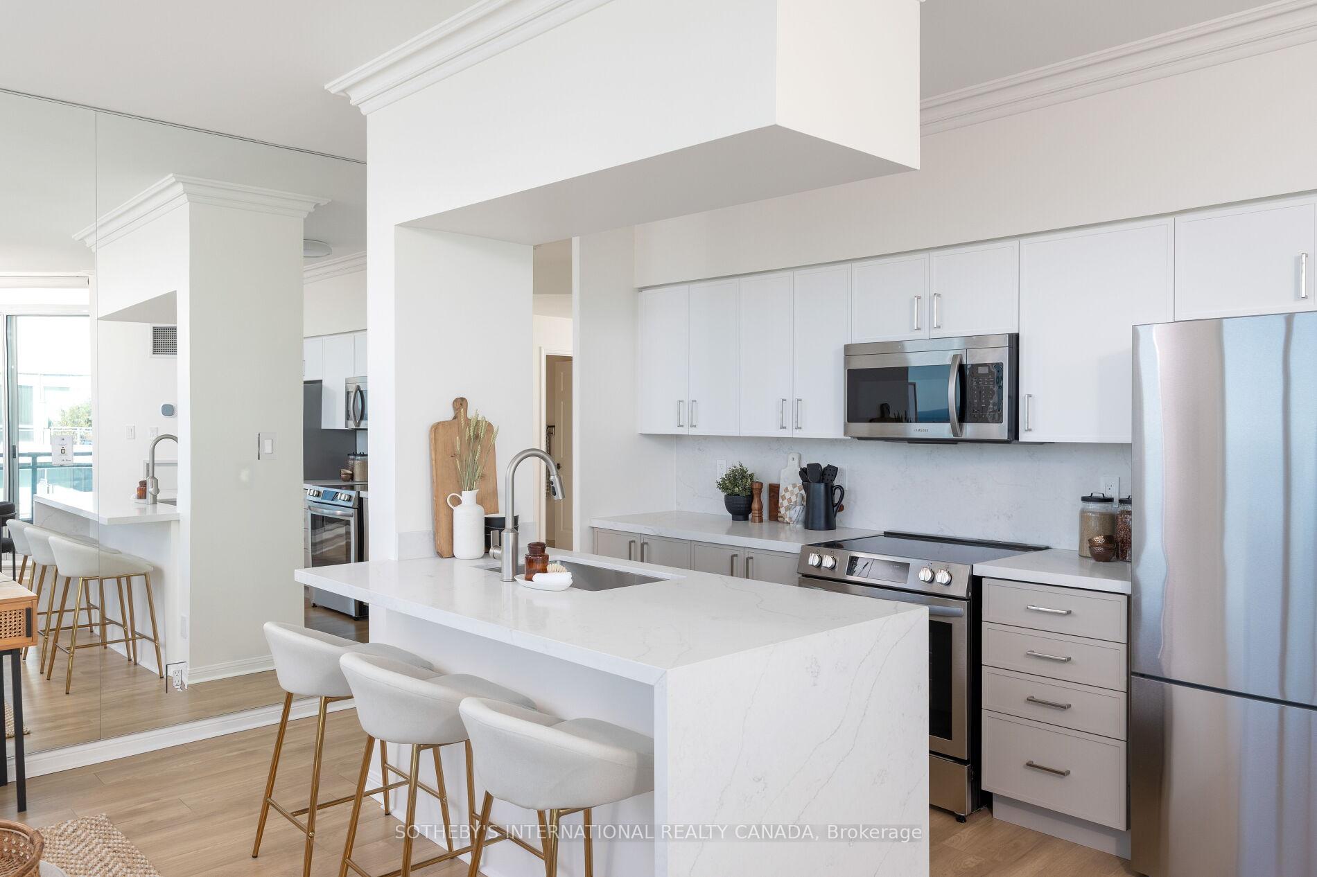 Photo 10 of Unit 2811, 230 Queens Quay W, Toronto, Waterfront Communities — HOMEH