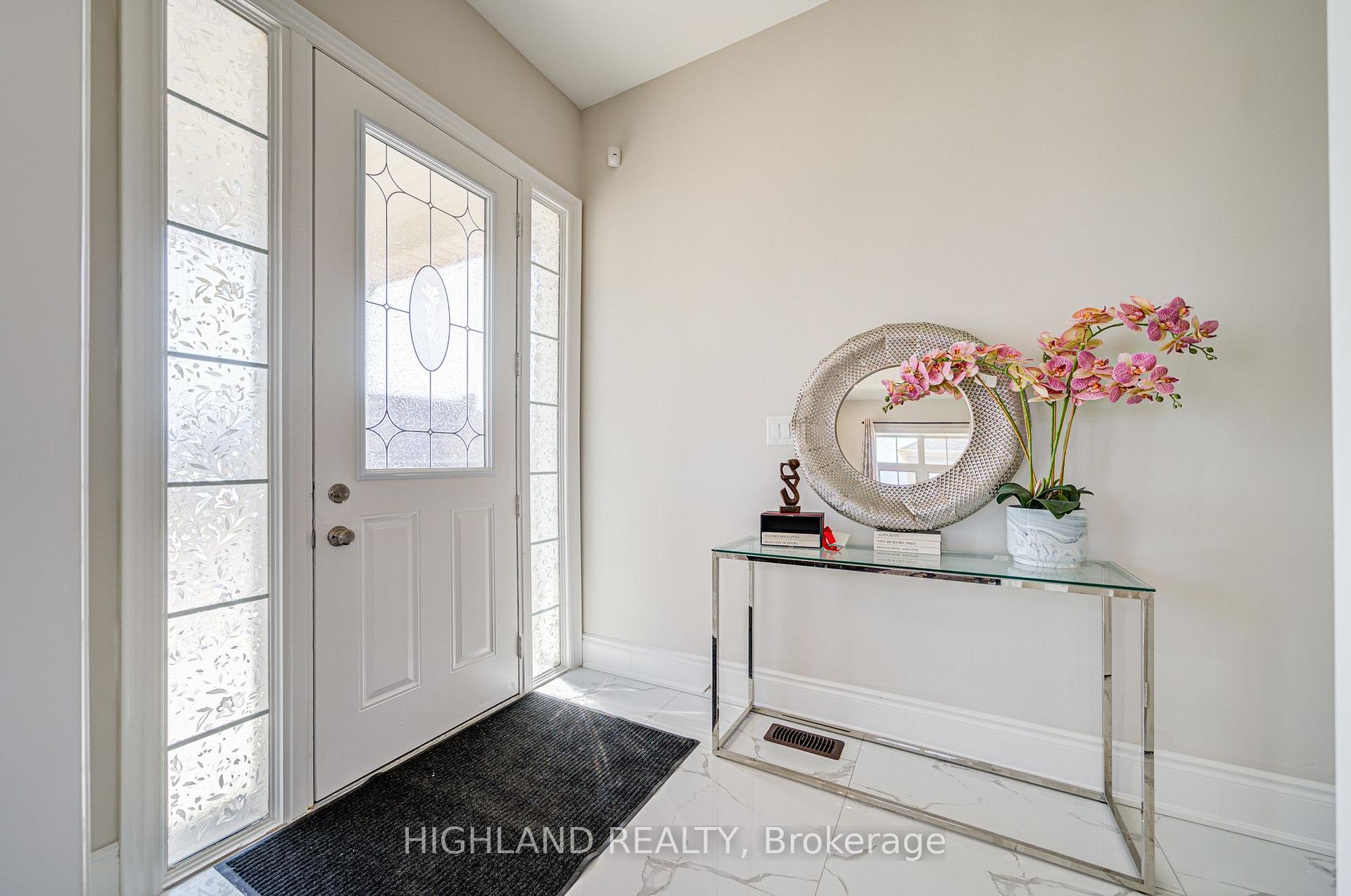 Photo 5 of 425 Threshing Mill Boulevard, Oakville, Joshua Meadows — HOMEH
