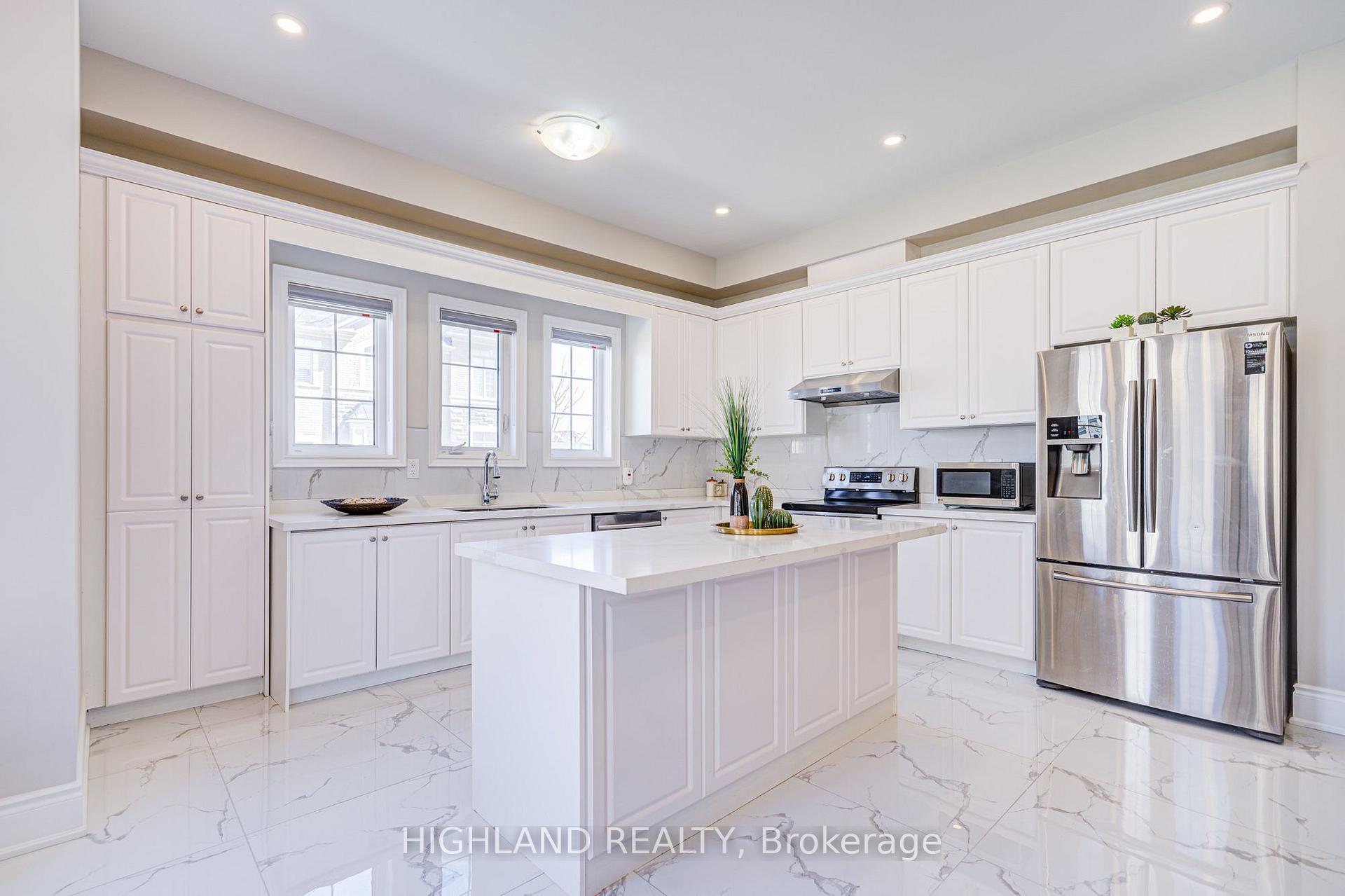Photo 10 of 425 Threshing Mill Boulevard, Oakville, Joshua Meadows — HOMEH