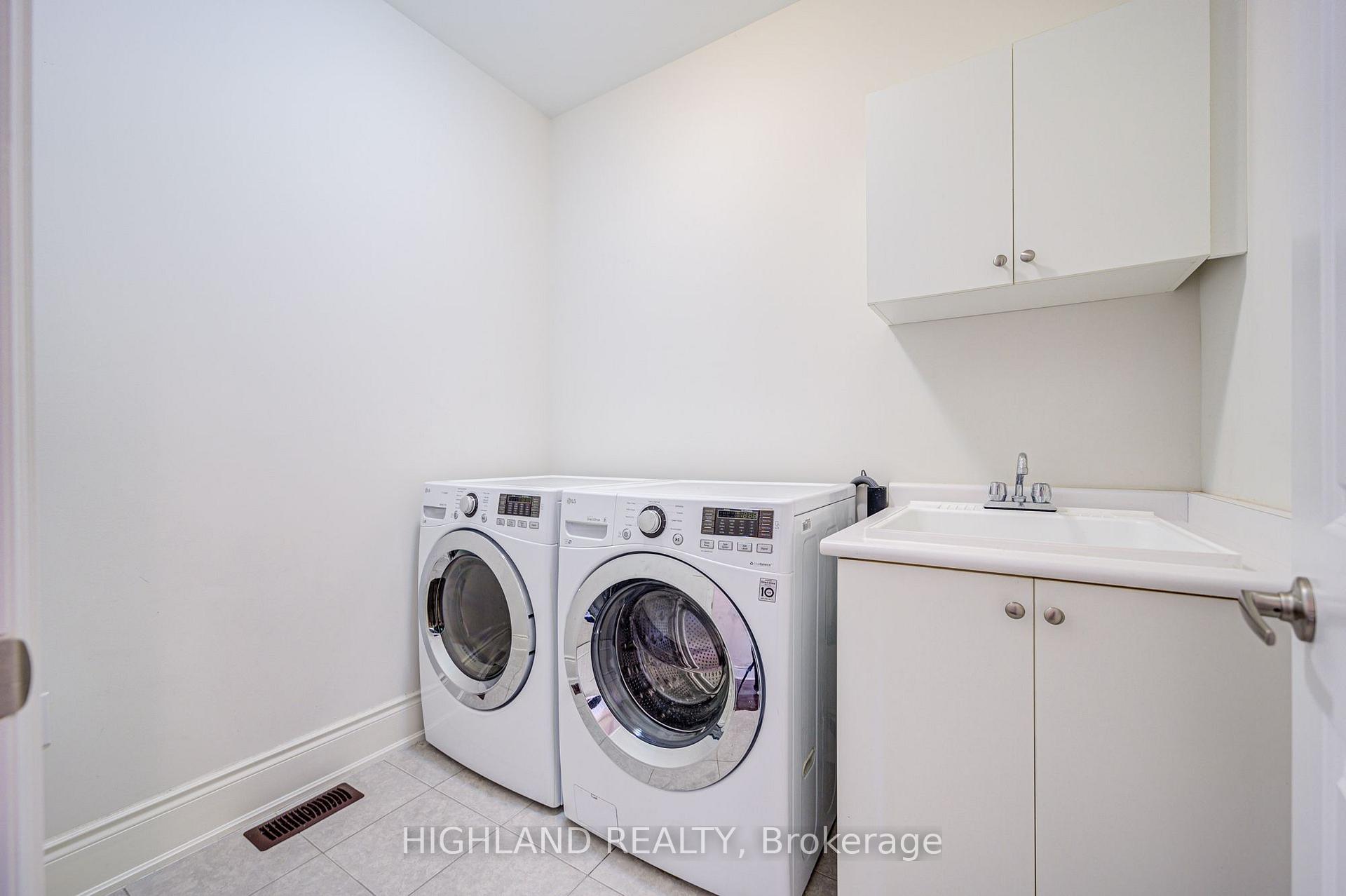 Photo 11 of 425 Threshing Mill Boulevard, Oakville, Joshua Meadows — HOMEH