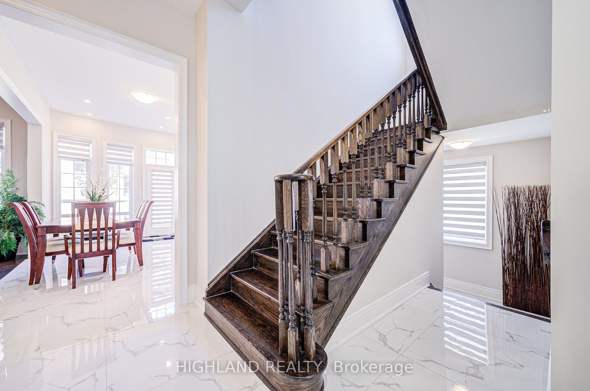 Photo 22 of 425 Threshing Mill Boulevard, Oakville, Joshua Meadows — HOMEH