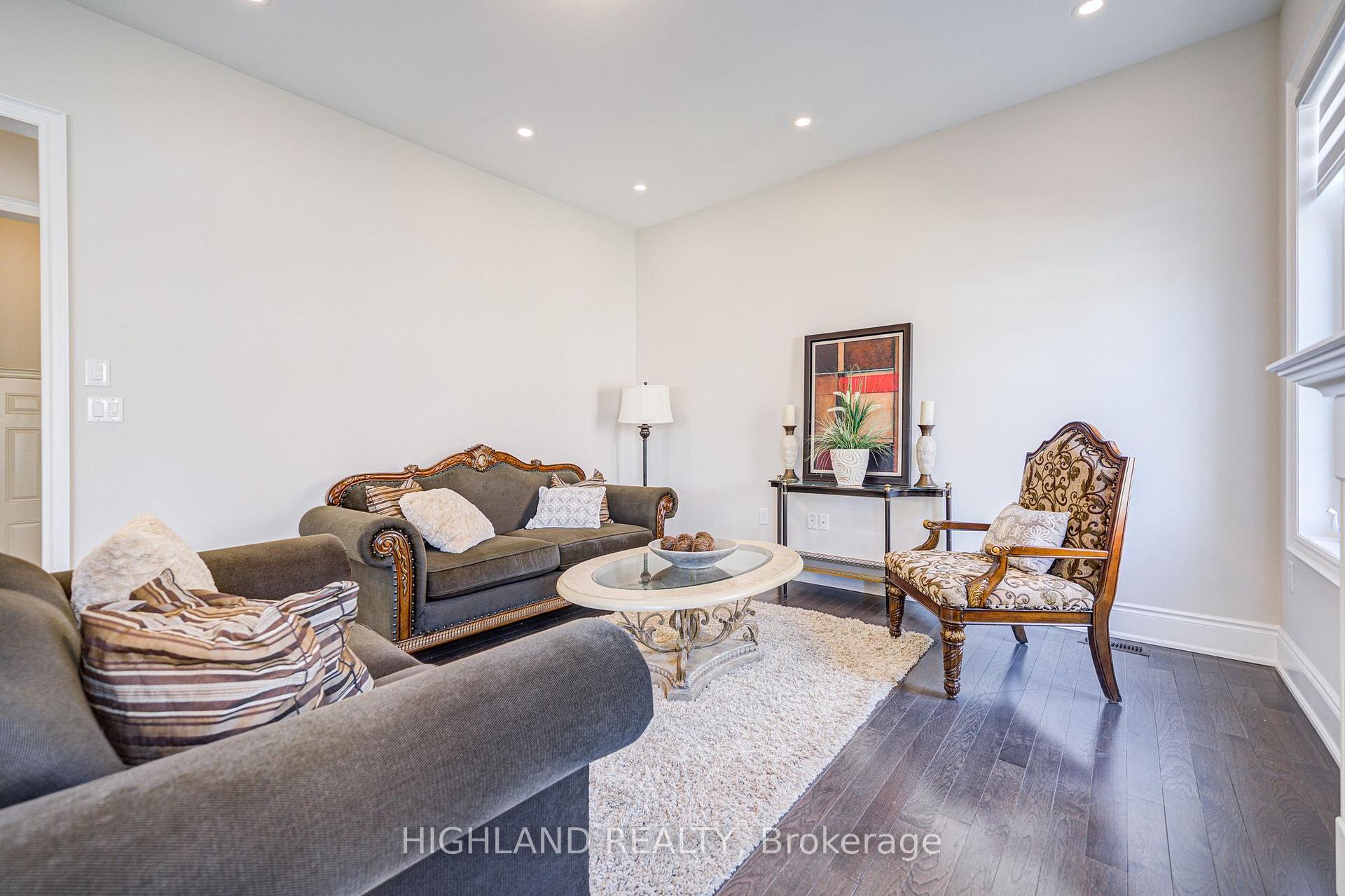 Photo 23 of 425 Threshing Mill Boulevard, Oakville, Joshua Meadows — HOMEH