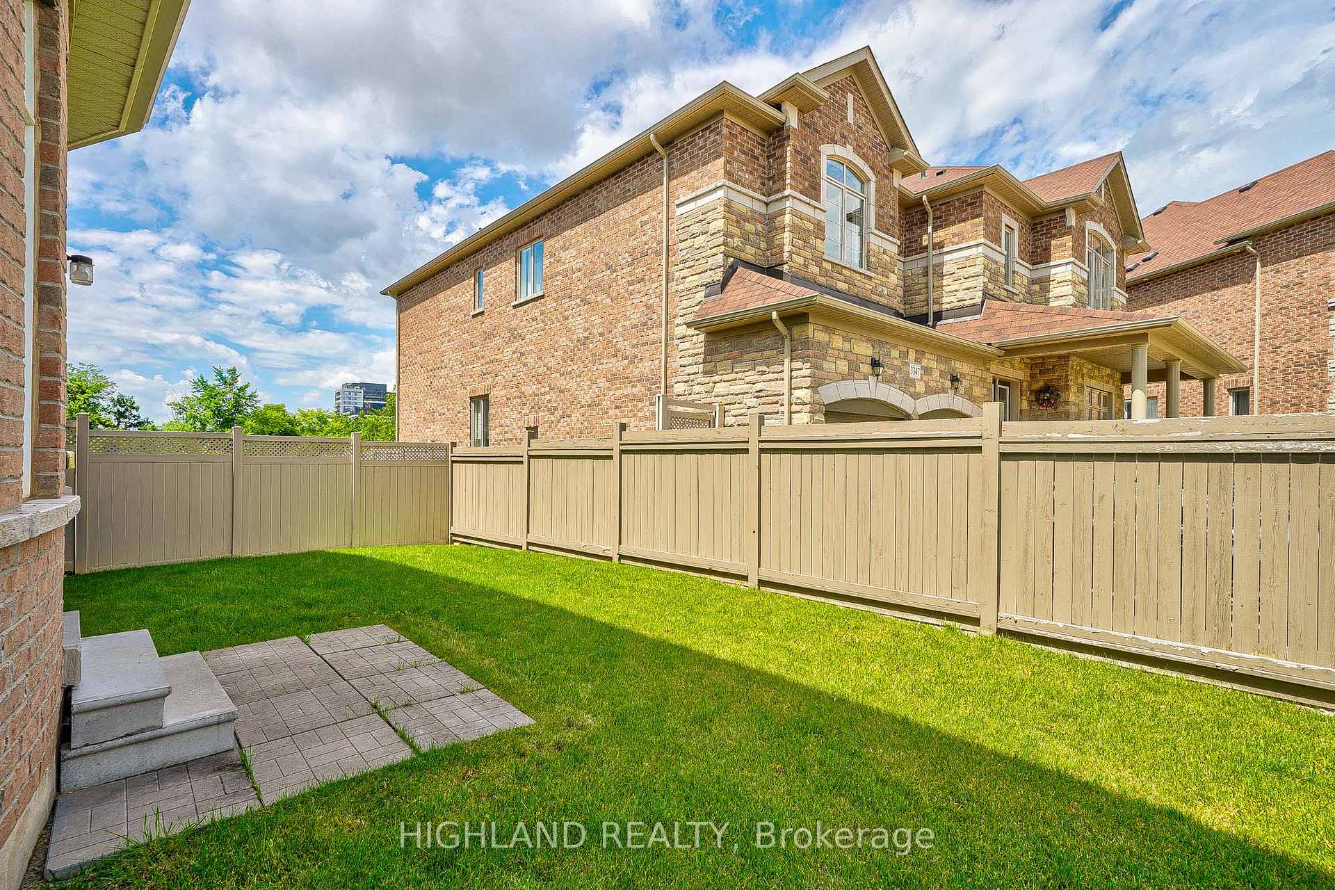 Photo 39 of 425 Threshing Mill Boulevard, Oakville, Joshua Meadows — HOMEH