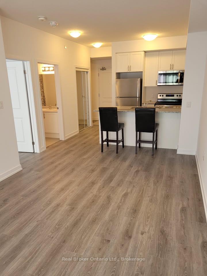 Photo 4 of Unit 221, 450 Dundas Street E, Hamilton, Waterdown — HOMEH