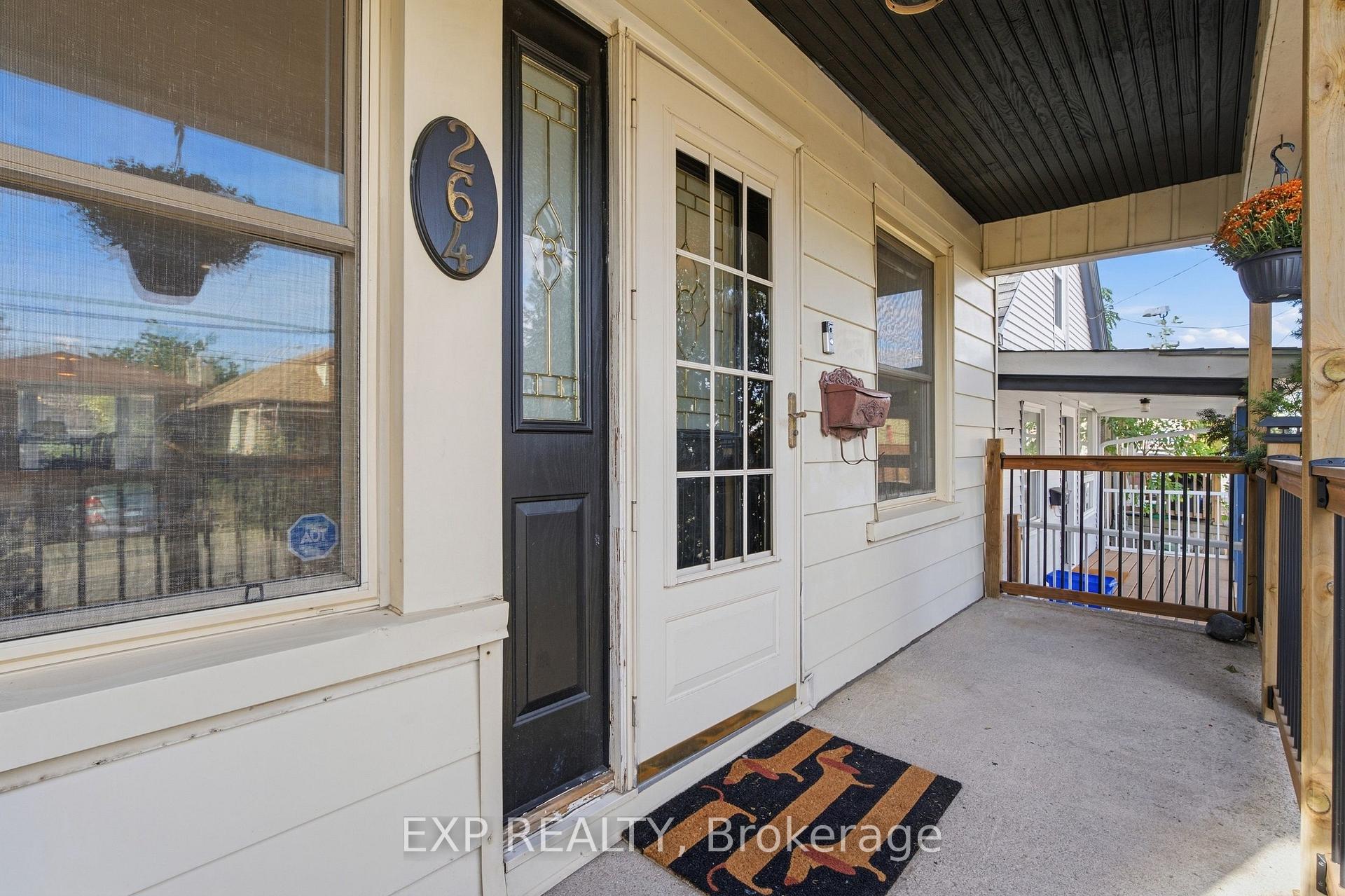 Photo 6 of 264 Britannia Avenue, Hamilton, Homeside — HOMEH