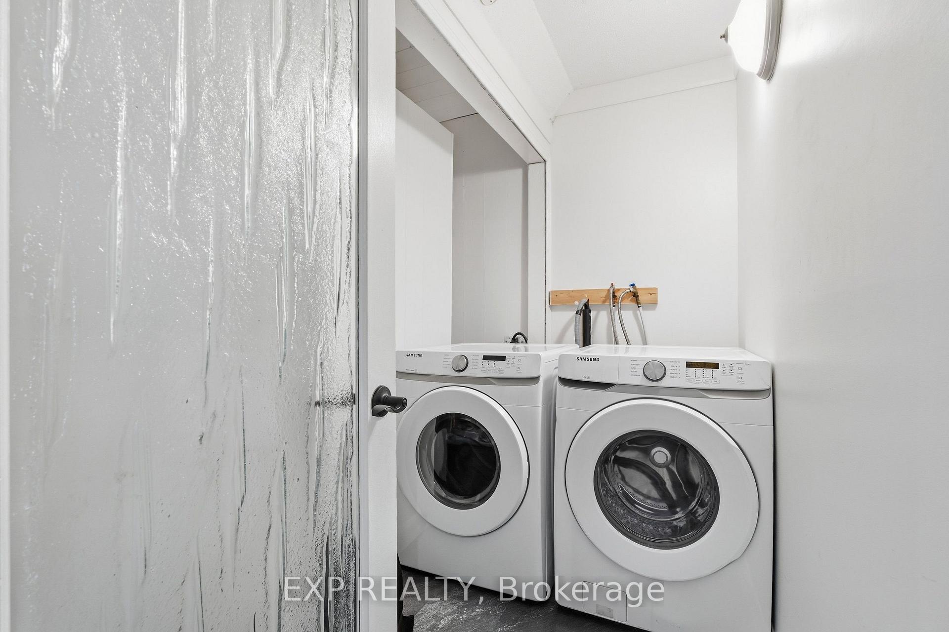 Photo 15 of 264 Britannia Avenue, Hamilton, Homeside — HOMEH