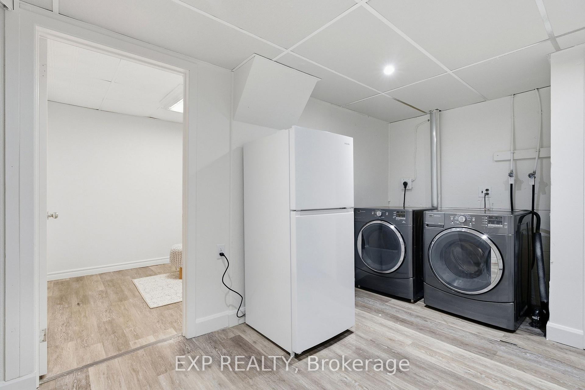 Photo 30 of 264 Britannia Avenue, Hamilton, Homeside — HOMEH