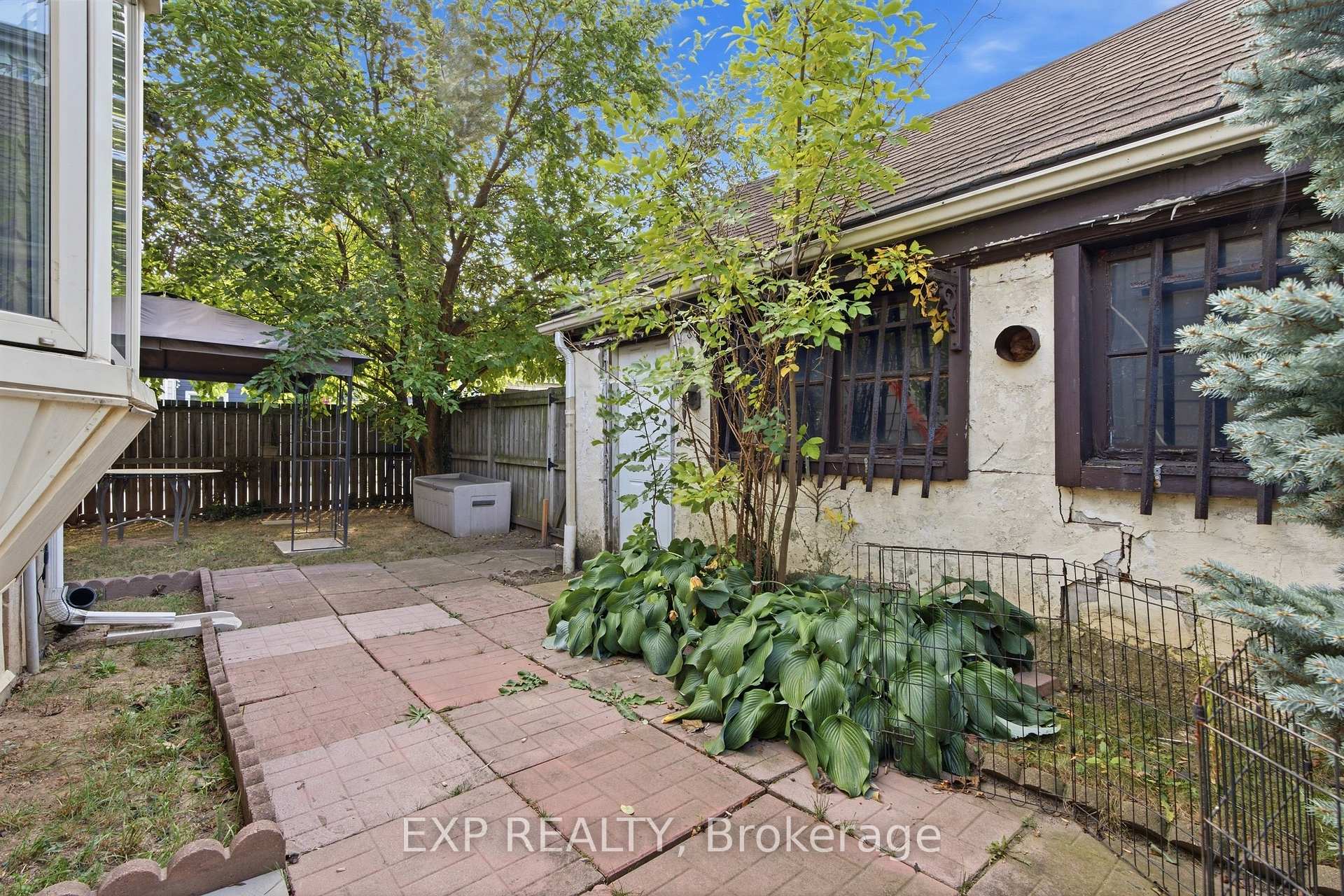 Photo 32 of 264 Britannia Avenue, Hamilton, Homeside — HOMEH