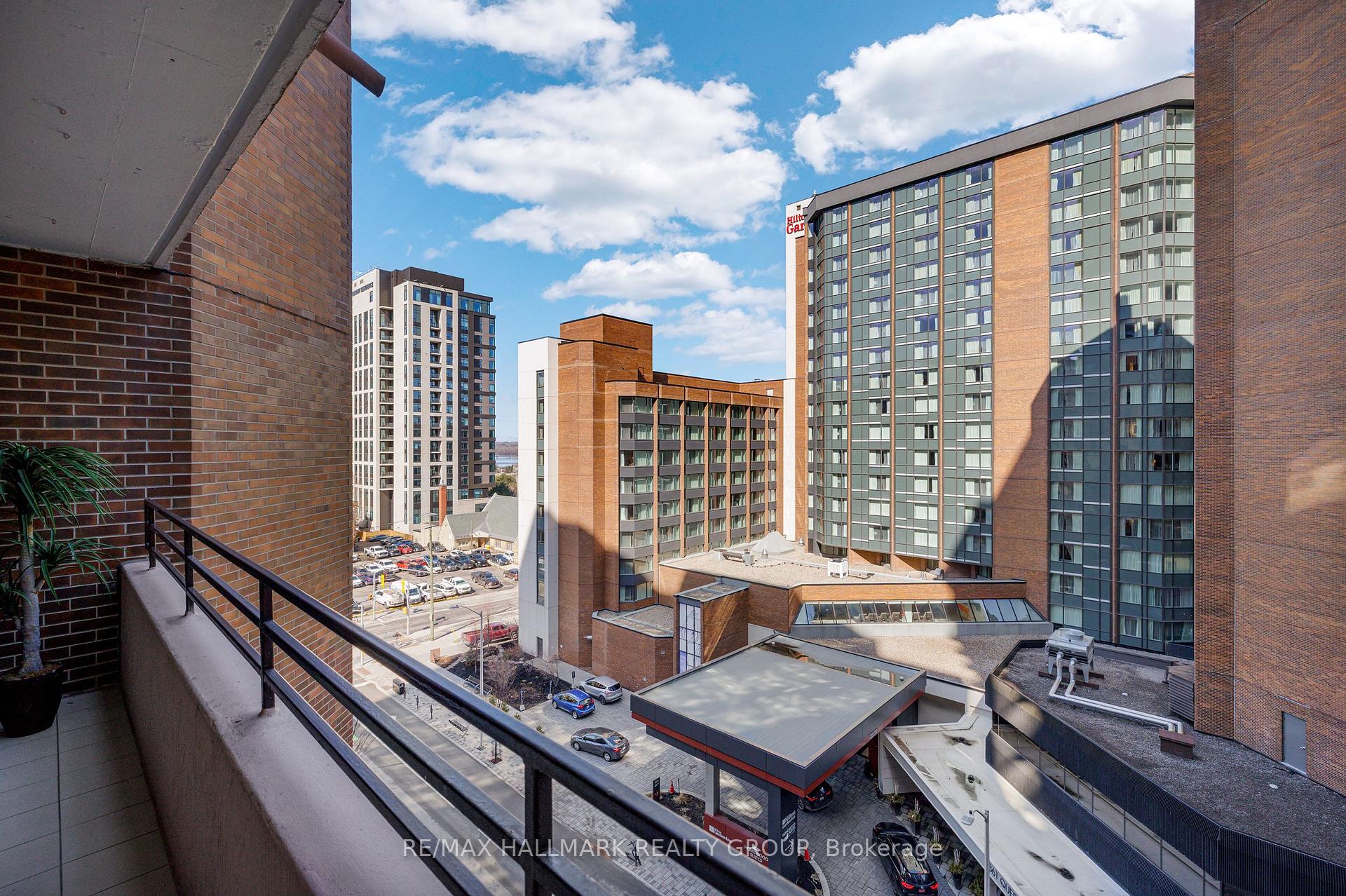Photo 21 of Unit 810, 151 Bay Street, Ottawa, Ottawa Centre — HOMEH