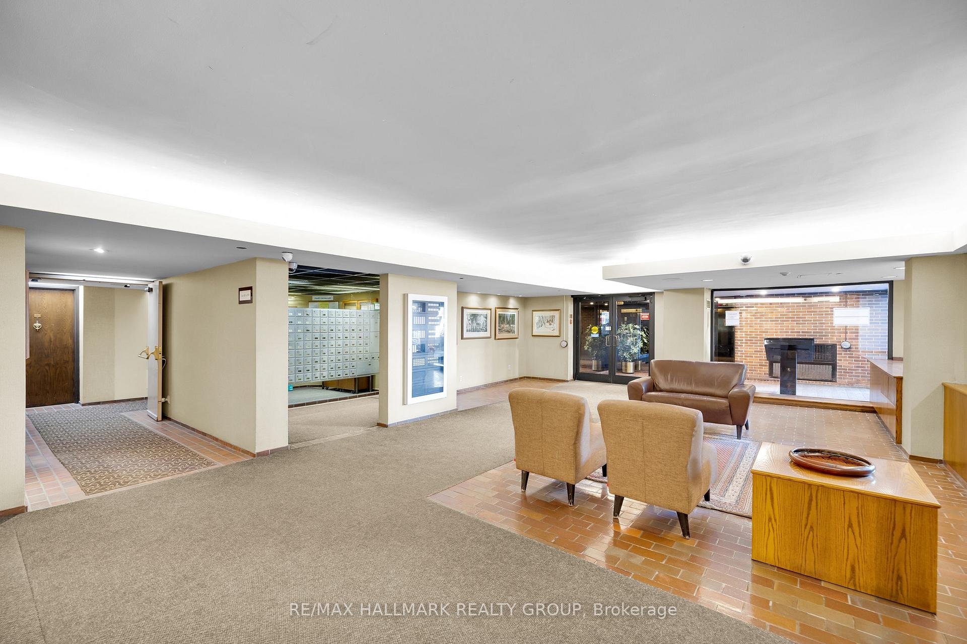 Photo 23 of Unit 810, 151 Bay Street, Ottawa, Ottawa Centre — HOMEH