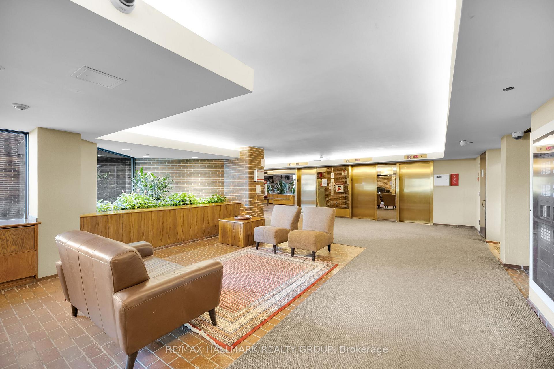 Photo 24 of Unit 810, 151 Bay Street, Ottawa, Ottawa Centre — HOMEH