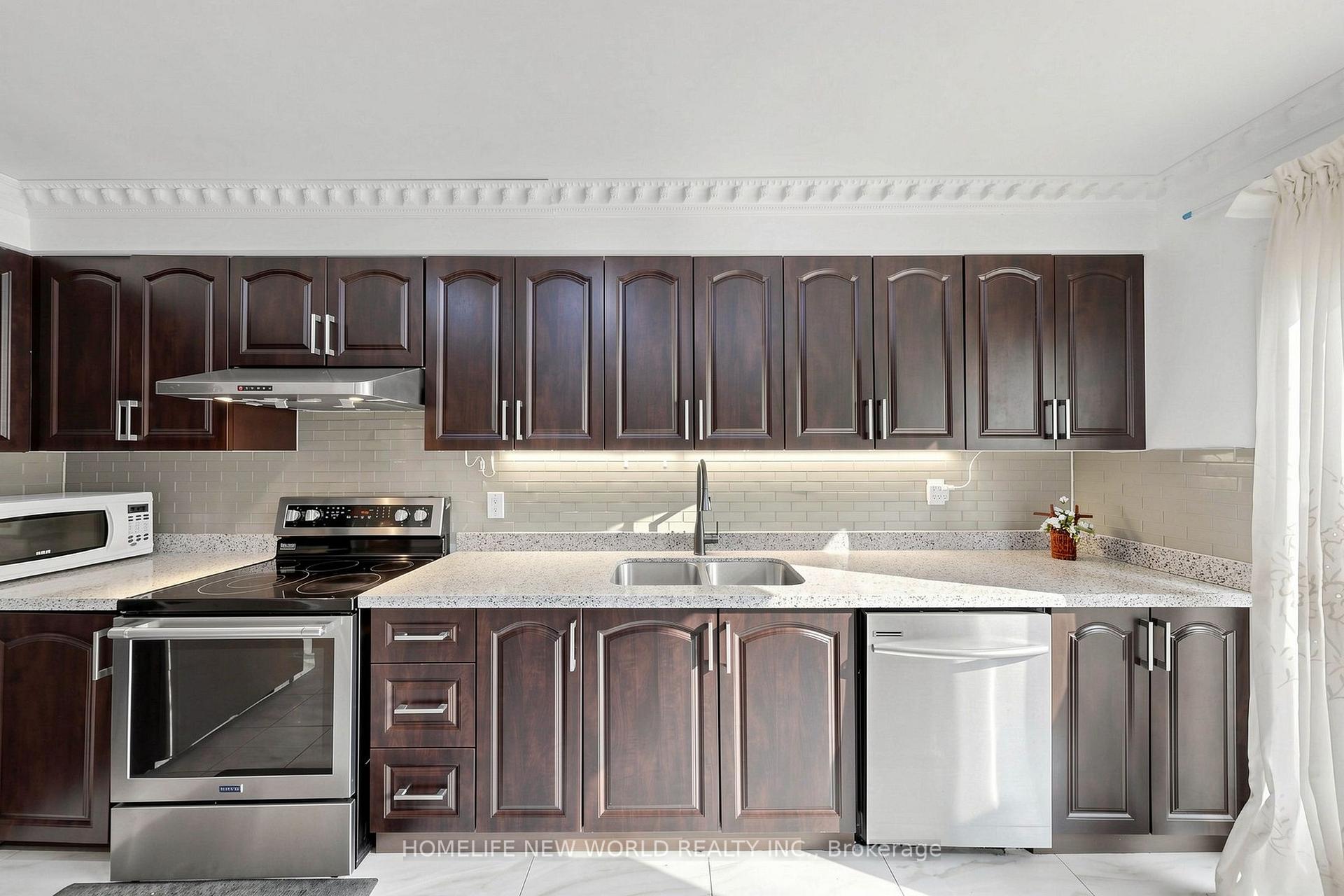 Photo 9 of 65 Tangmere Crescent, Markham, Milliken Mills East — HOMEH