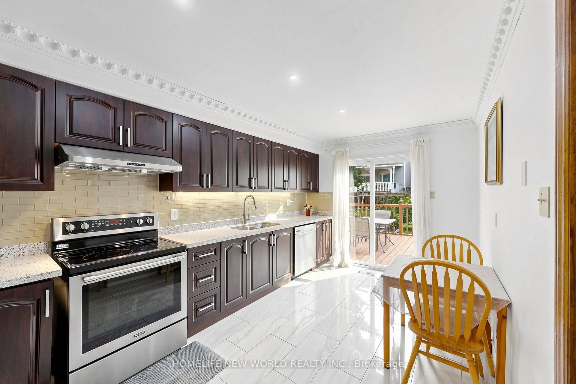 Photo 11 of 65 Tangmere Crescent, Markham, Milliken Mills East — HOMEH