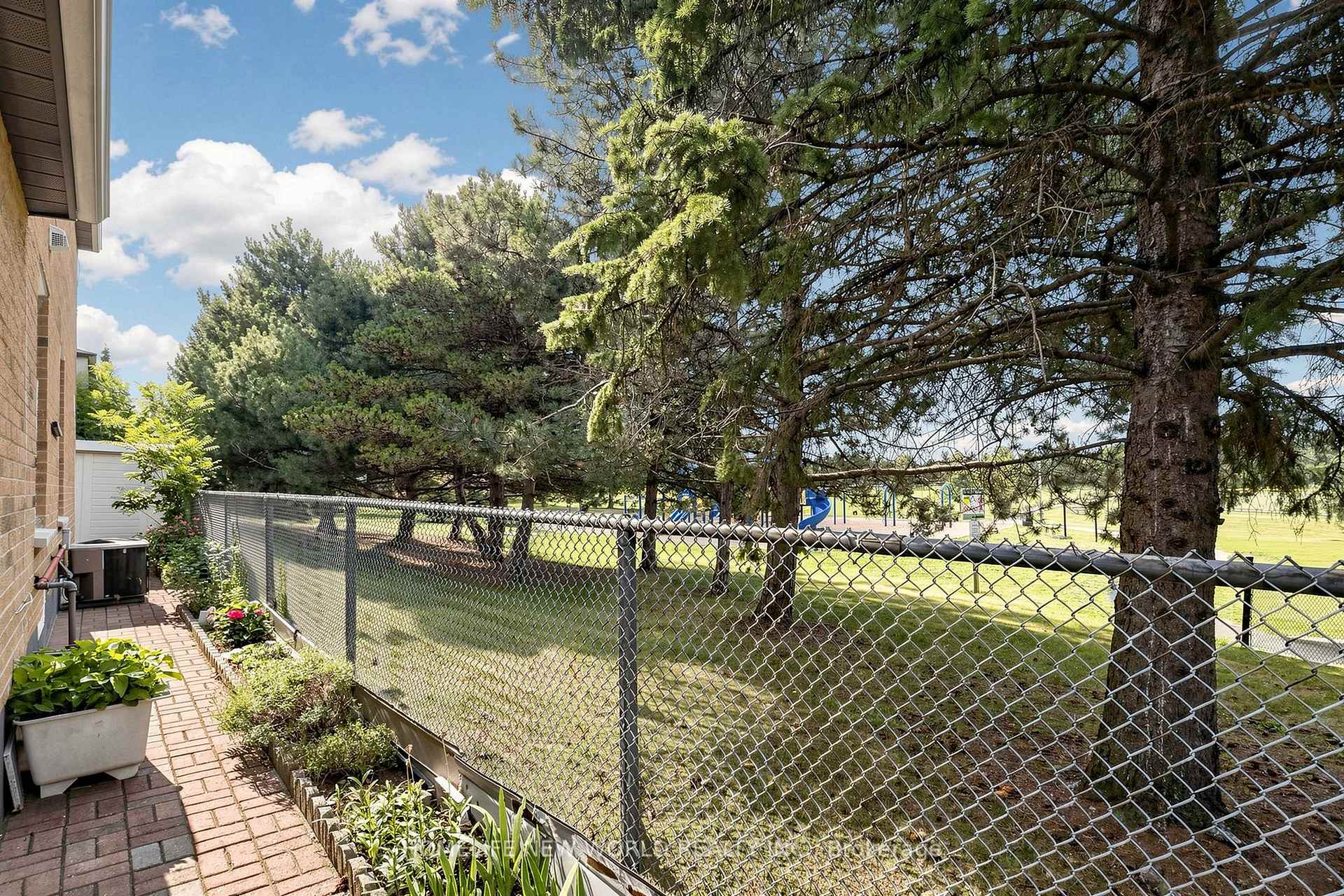 Photo 36 of 65 Tangmere Crescent, Markham, Milliken Mills East — HOMEH