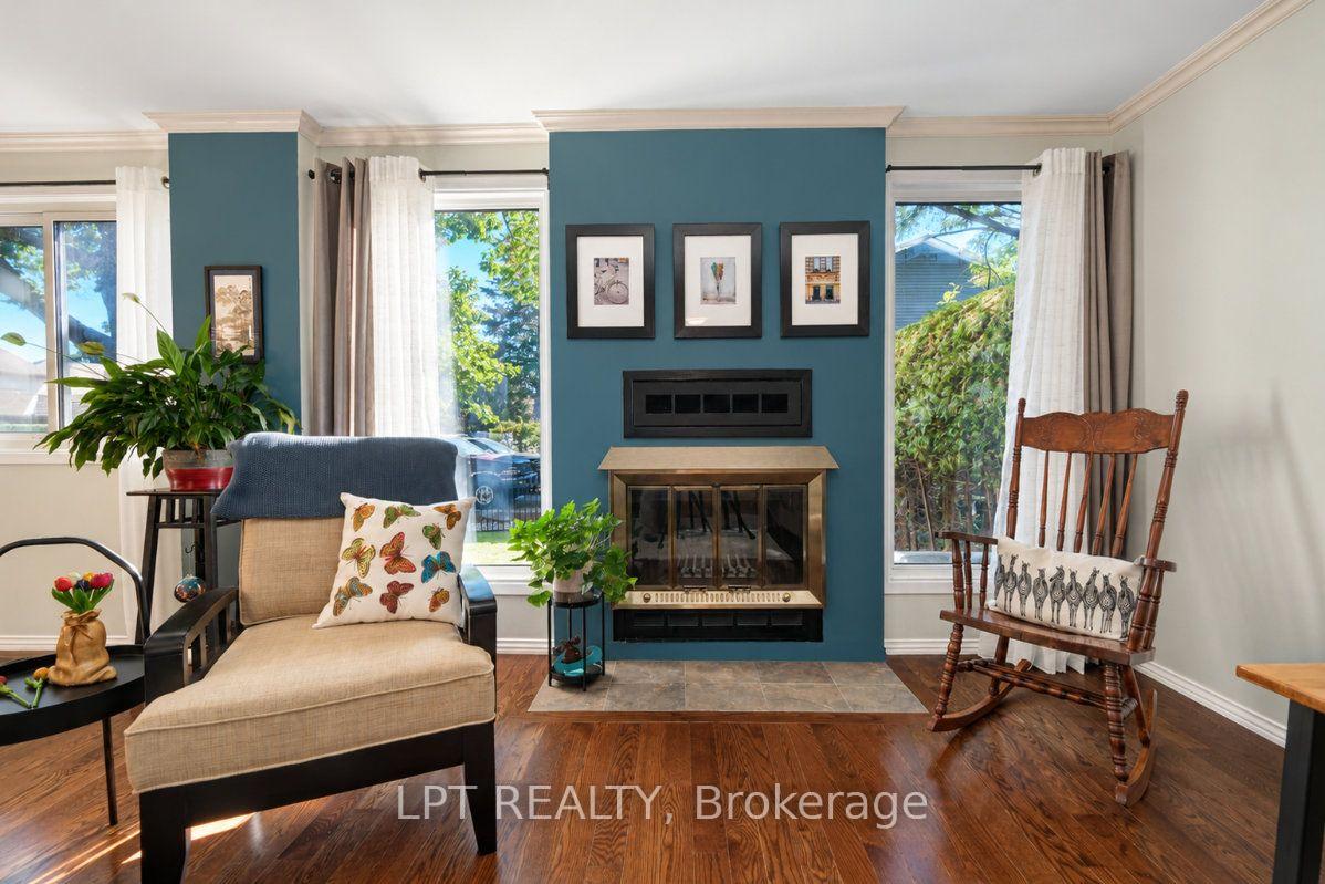 Photo 9 of 65 Coolspring Crescent, Ottawa, Borden Farm/Stewart Farm/Carleton Heights/Parkwood Hills — HOMEH