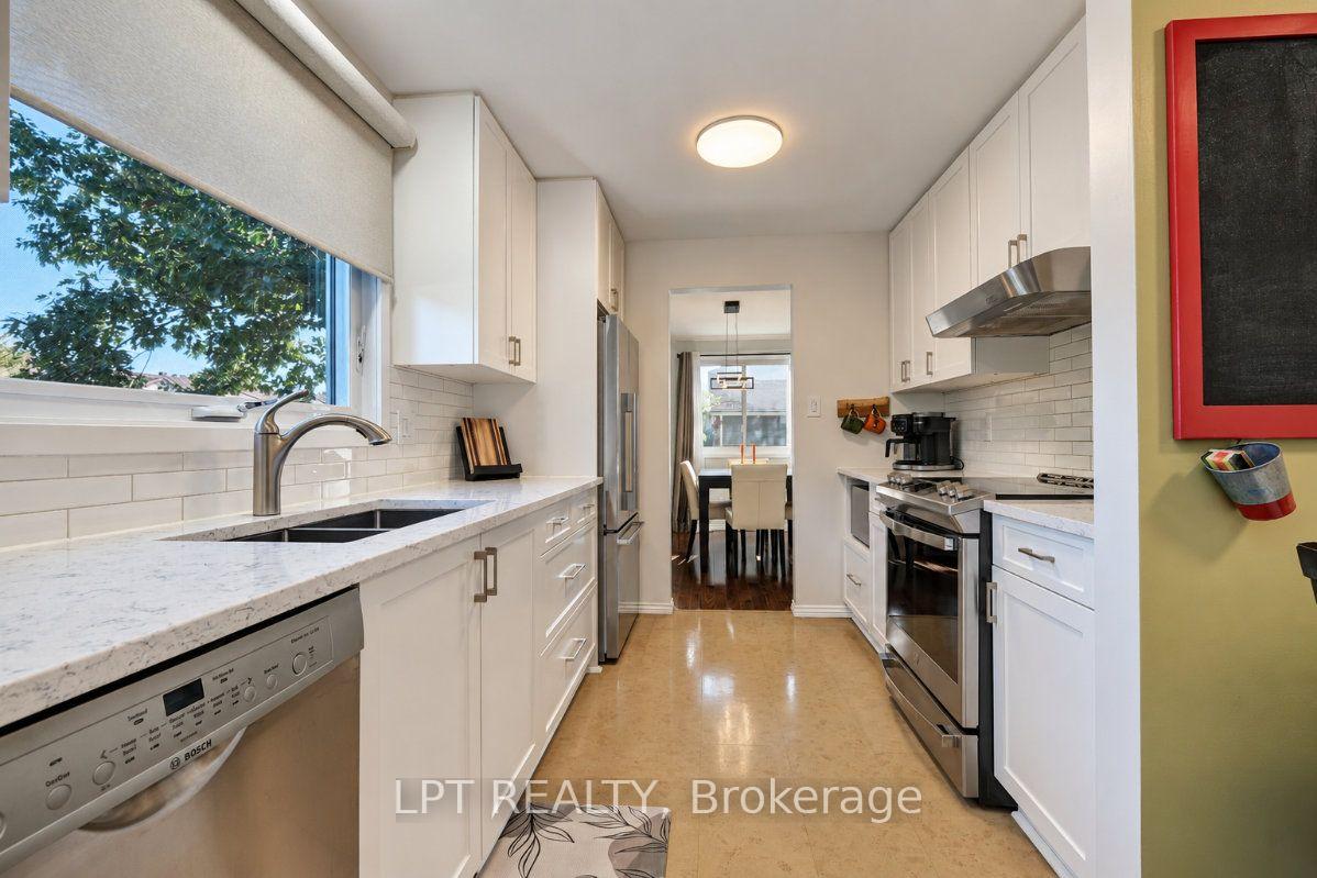 Photo 15 of 65 Coolspring Crescent, Ottawa, Borden Farm/Stewart Farm/Carleton Heights/Parkwood Hills — HOMEH