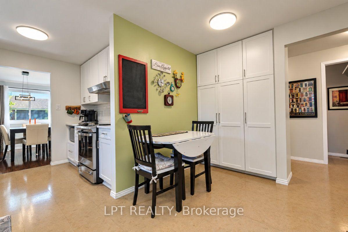 Photo 16 of 65 Coolspring Crescent, Ottawa, Borden Farm/Stewart Farm/Carleton Heights/Parkwood Hills — HOMEH
