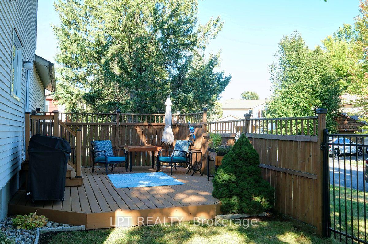 Photo 47 of 65 Coolspring Crescent, Ottawa, Borden Farm/Stewart Farm/Carleton Heights/Parkwood Hills — HOMEH