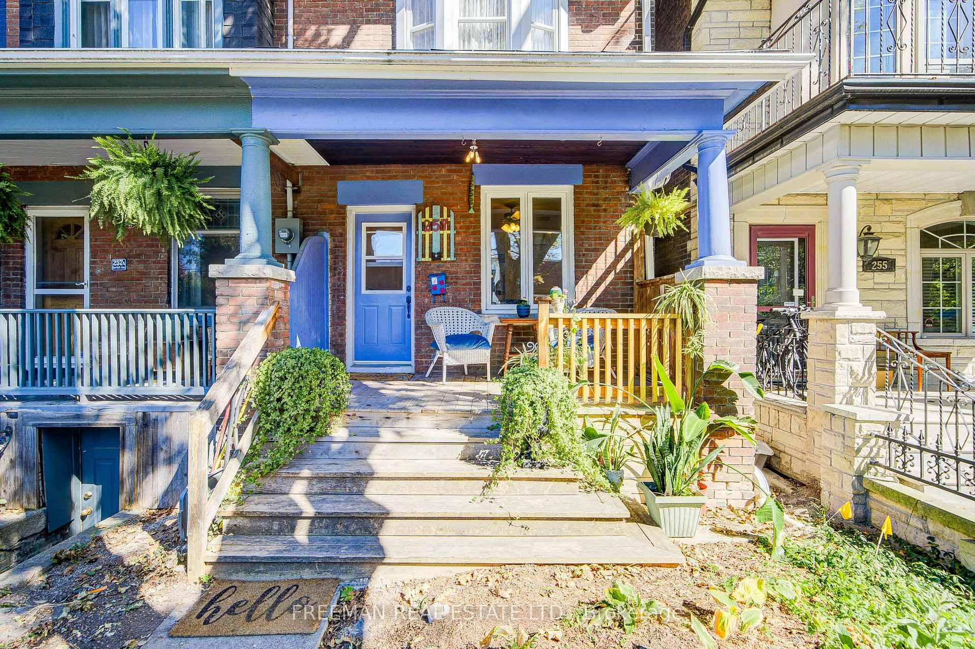 Photo 2 of 257 Bartlett Avenue, Toronto, Dovercourt-Wallace Emerson-Junction — HOMEH