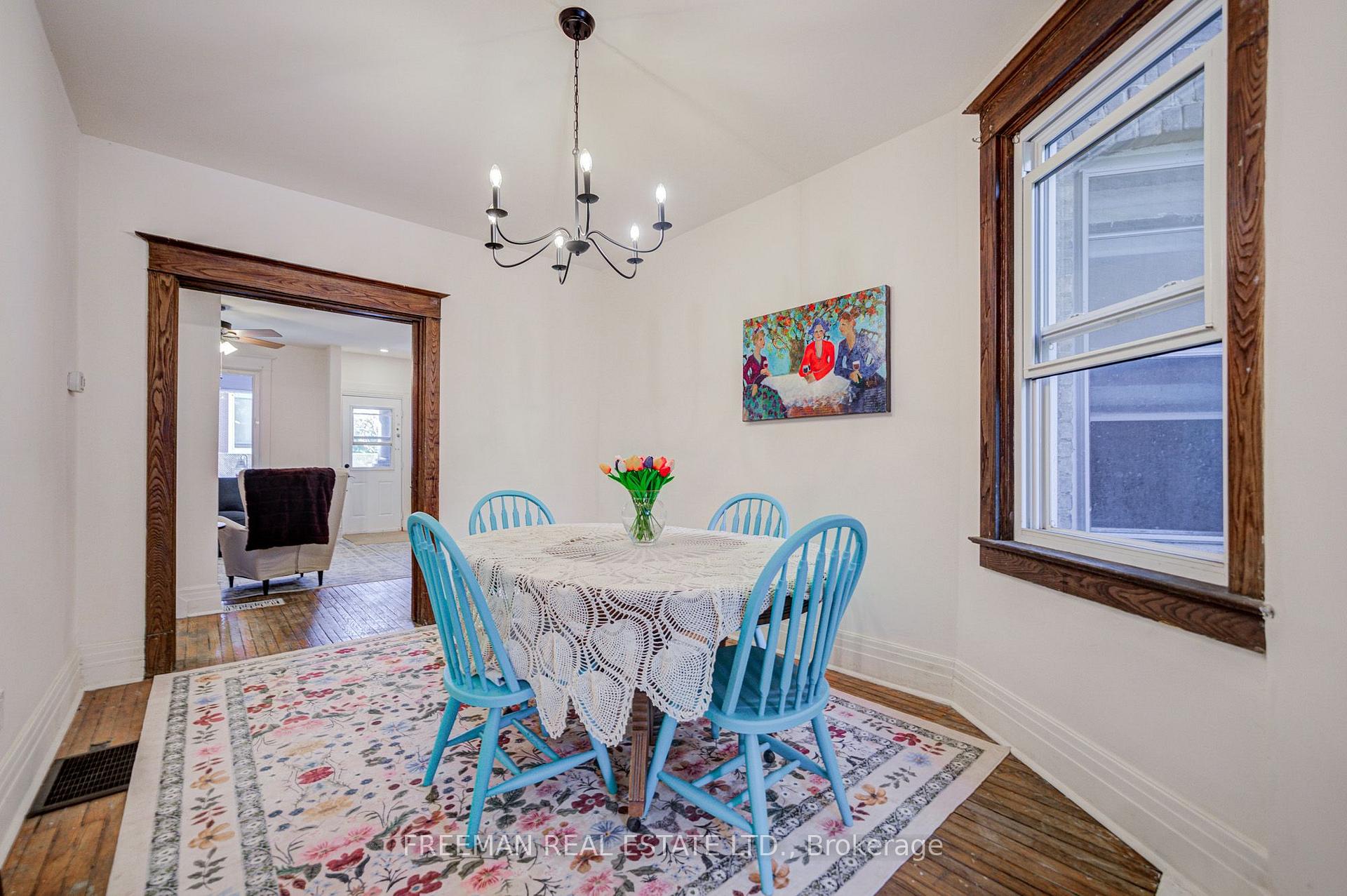 Photo 11 of 257 Bartlett Avenue, Toronto, Dovercourt-Wallace Emerson-Junction — HOMEH