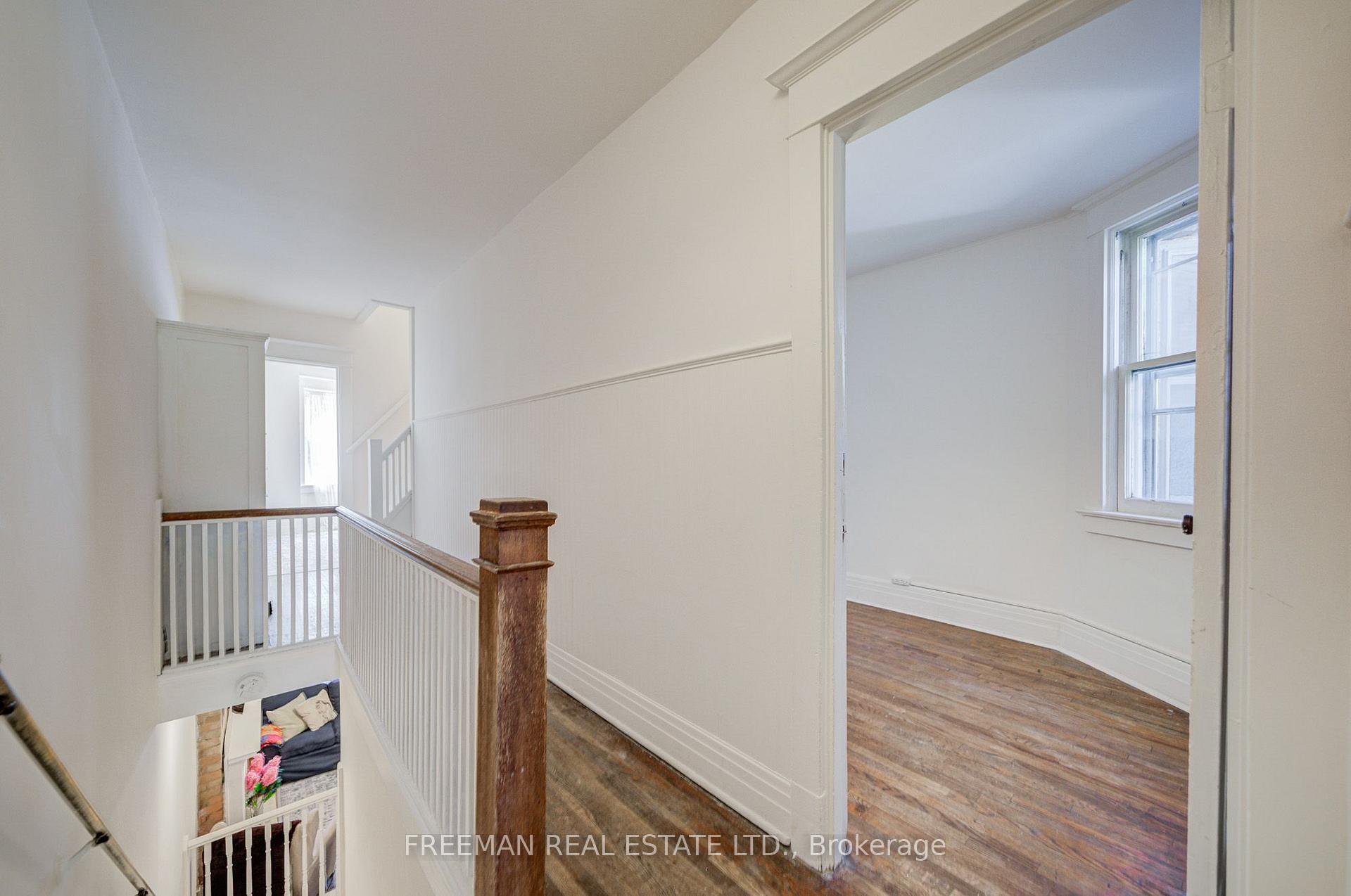 Photo 19 of 257 Bartlett Avenue, Toronto, Dovercourt-Wallace Emerson-Junction — HOMEH
