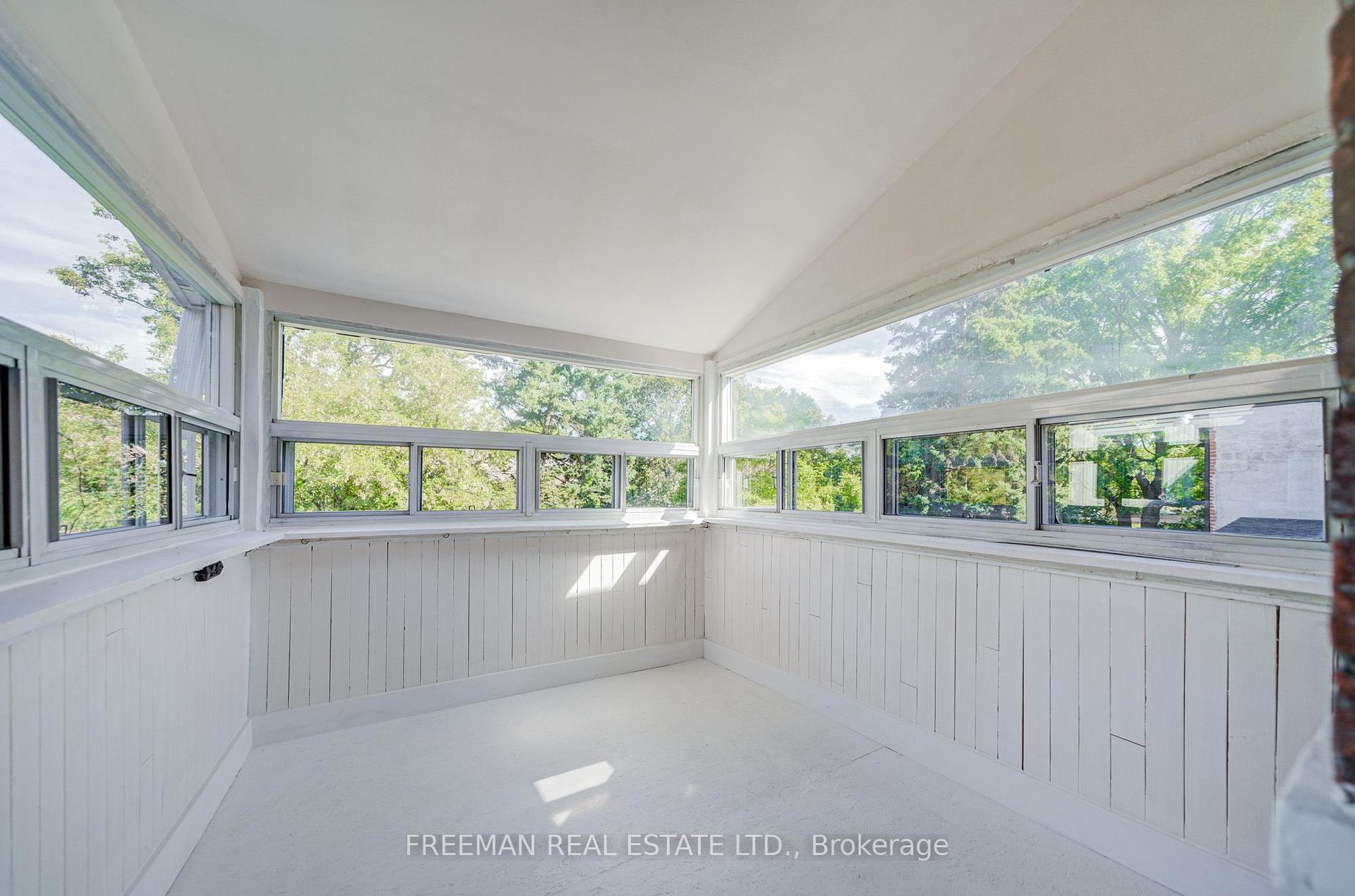 Photo 29 of 257 Bartlett Avenue, Toronto, Dovercourt-Wallace Emerson-Junction — HOMEH