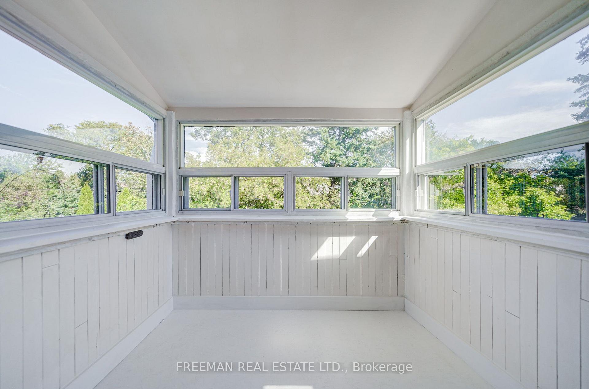 Photo 30 of 257 Bartlett Avenue, Toronto, Dovercourt-Wallace Emerson-Junction — HOMEH