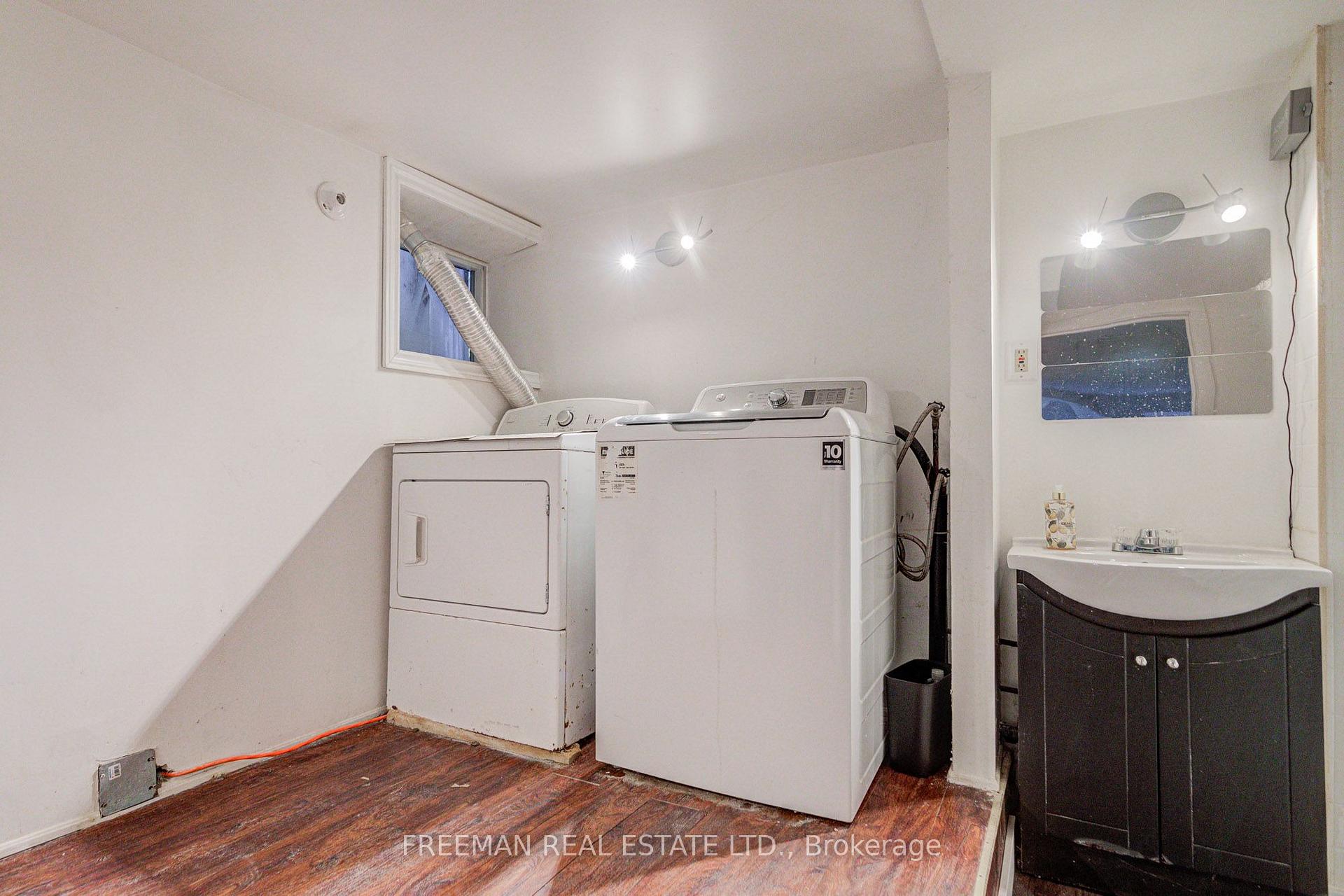 Photo 38 of 257 Bartlett Avenue, Toronto, Dovercourt-Wallace Emerson-Junction — HOMEH