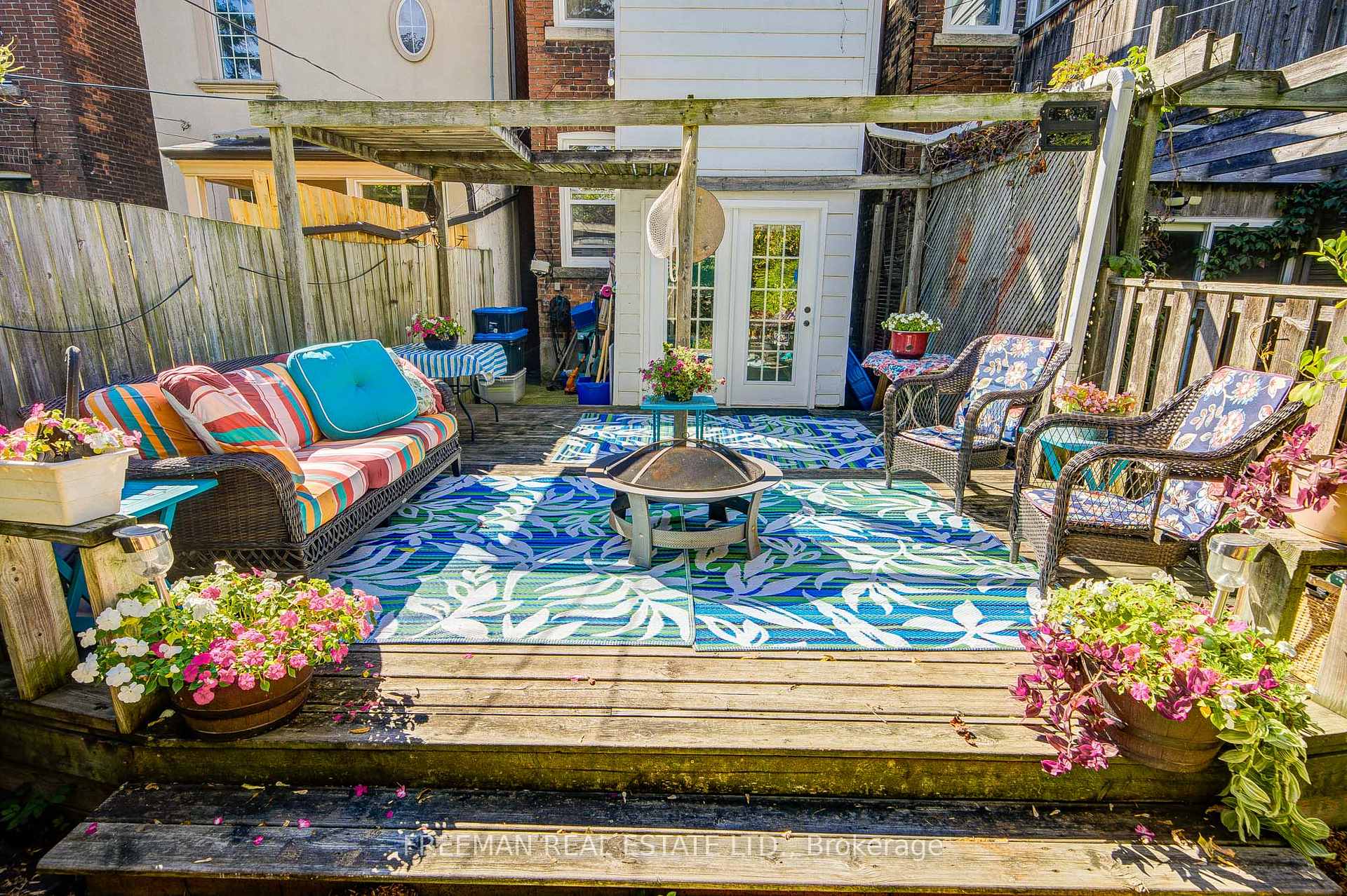 Photo 40 of 257 Bartlett Avenue, Toronto, Dovercourt-Wallace Emerson-Junction — HOMEH
