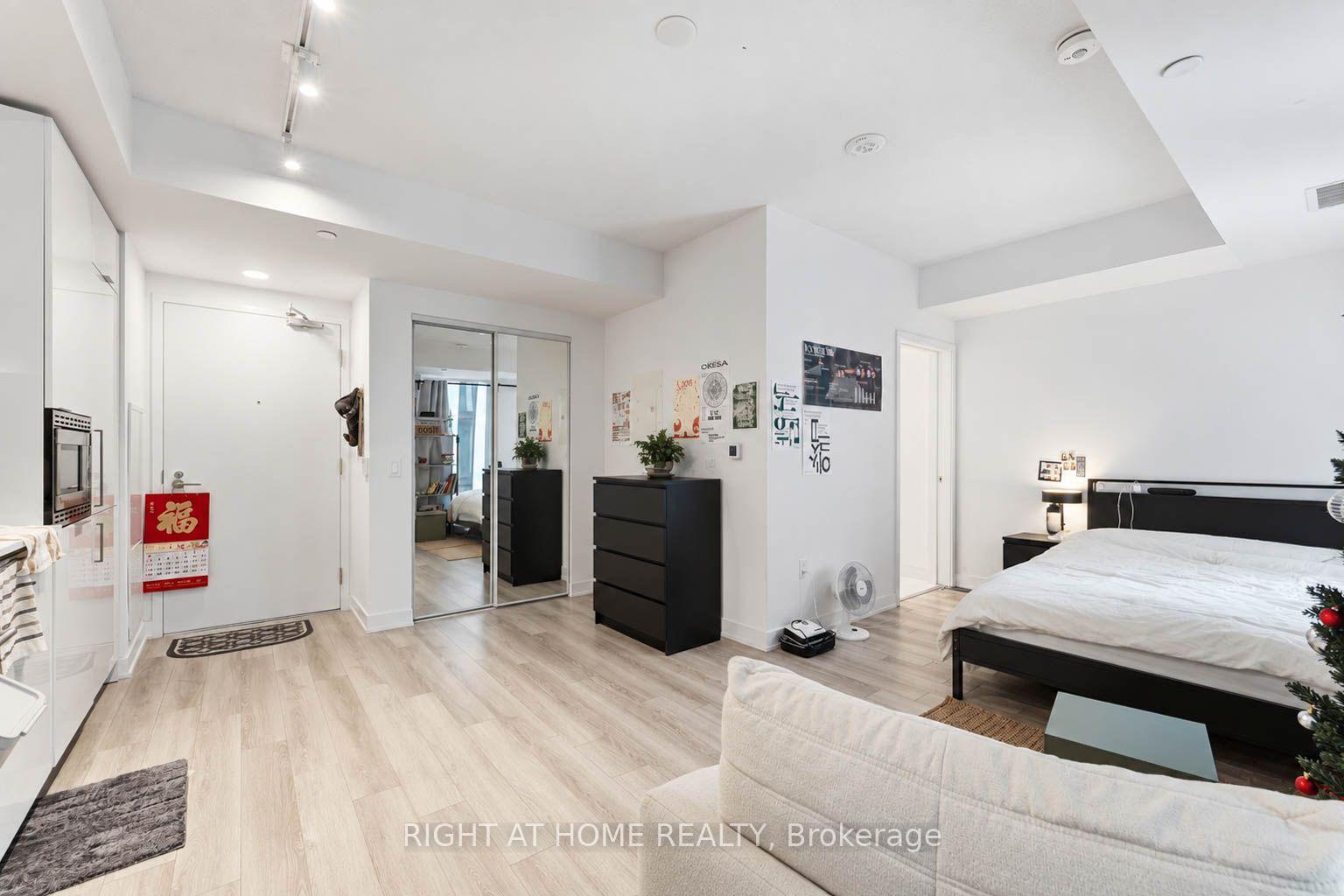 Photo 5 of Unit 416, 121 St Patrick Street, Toronto, Kensington-Chinatown — HOMEH
