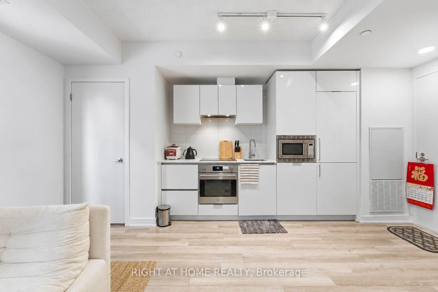 Photo 6 of Unit 416, 121 St Patrick Street, Toronto, Kensington-Chinatown — HOMEH