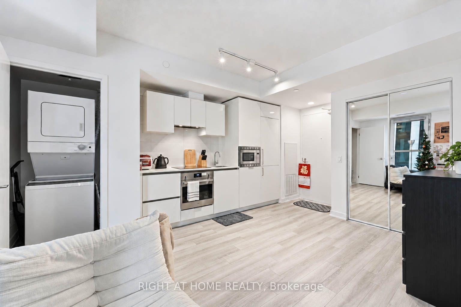 Photo 7 of Unit 416, 121 St Patrick Street, Toronto, Kensington-Chinatown — HOMEH