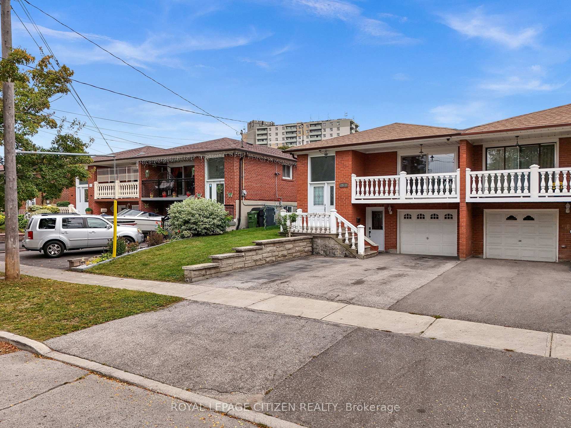Photo 2 of 57 Bakerton Drive, Scarborough, Woburn — HOMEH