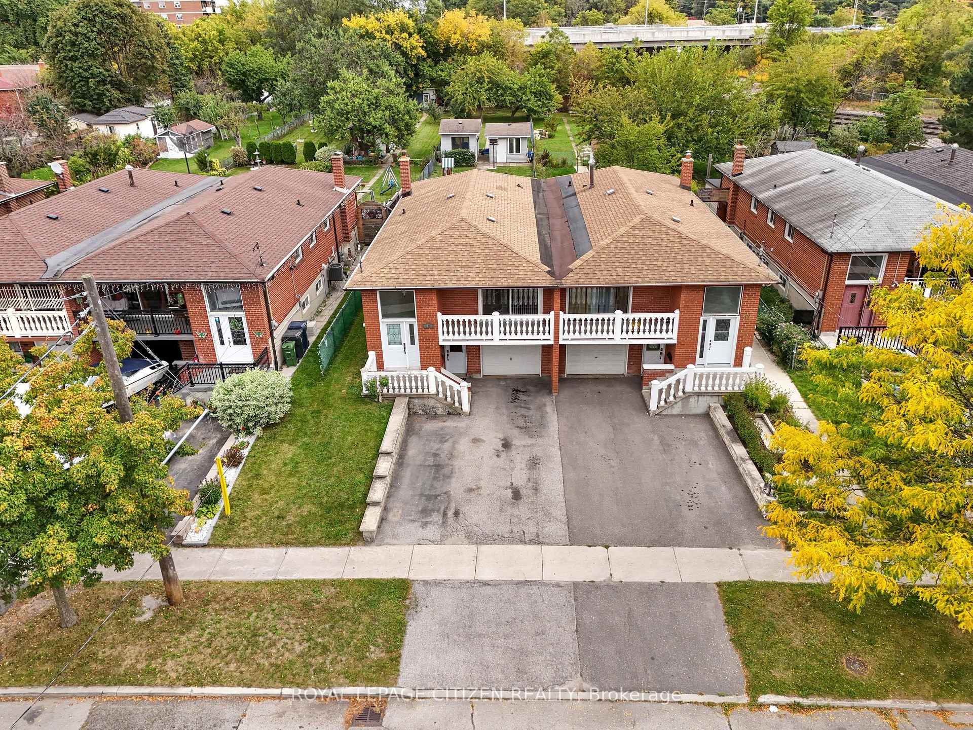 Photo 3 of 57 Bakerton Drive, Scarborough, Woburn — HOMEH