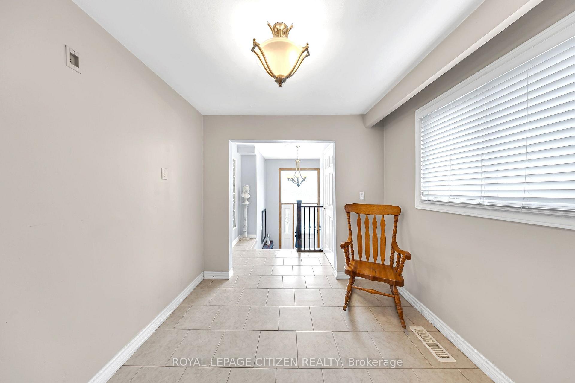 Photo 12 of 57 Bakerton Drive, Scarborough, Woburn — HOMEH