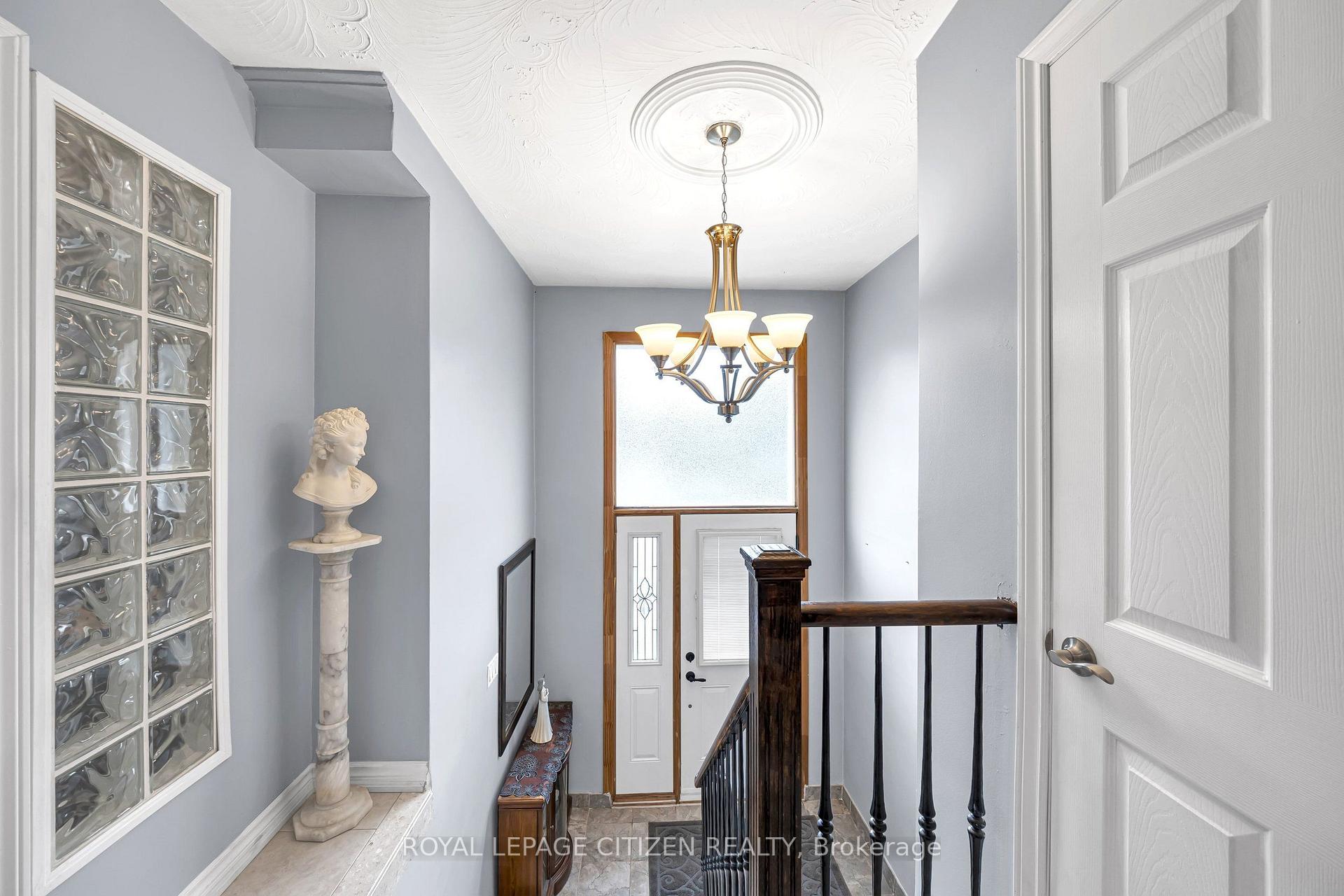 Photo 13 of 57 Bakerton Drive, Scarborough, Woburn — HOMEH