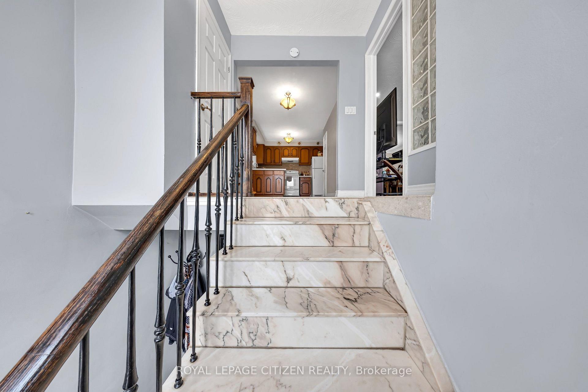 Photo 25 of 57 Bakerton Drive, Scarborough, Woburn — HOMEH