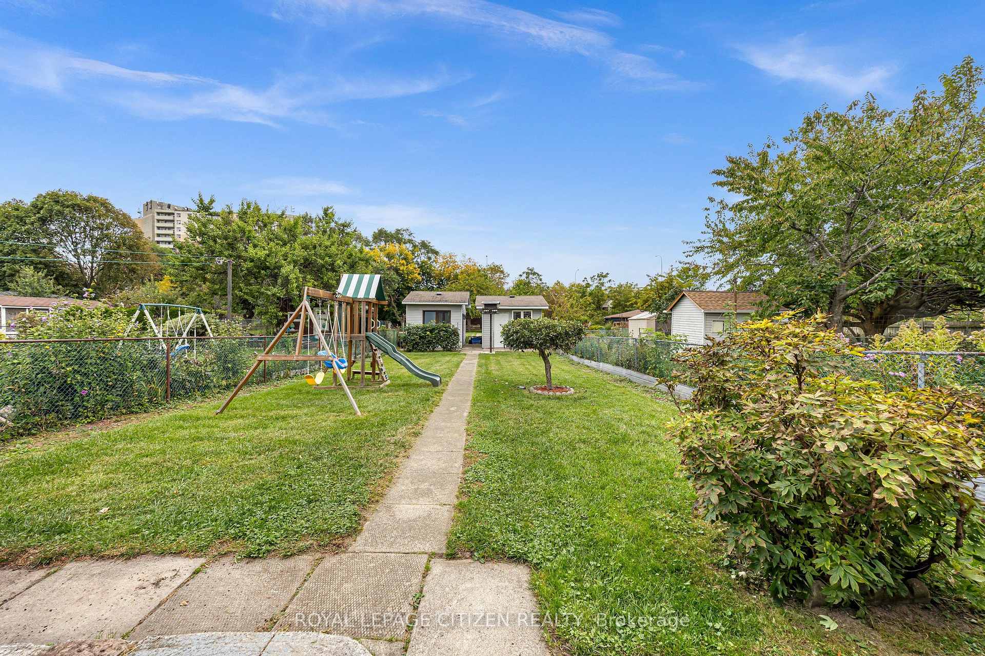 Photo 47 of 57 Bakerton Drive, Scarborough, Woburn — HOMEH