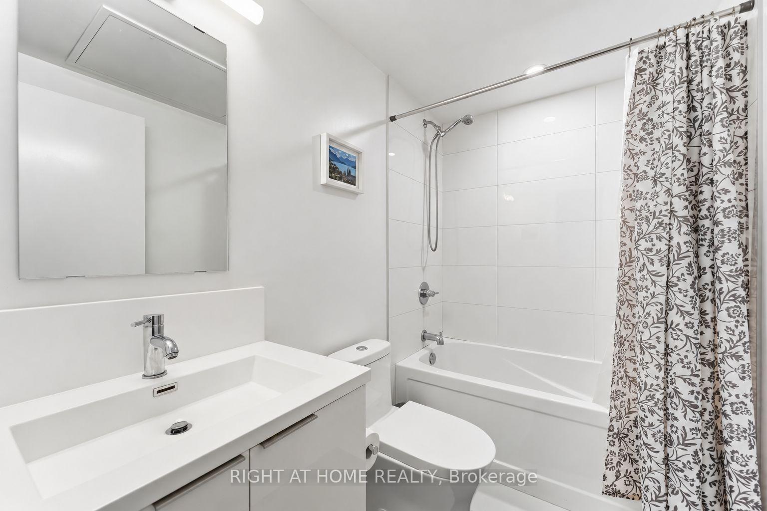 Photo 12 of Unit 803, 238 Simcoe Street, Toronto, Kensington-Chinatown — HOMEH