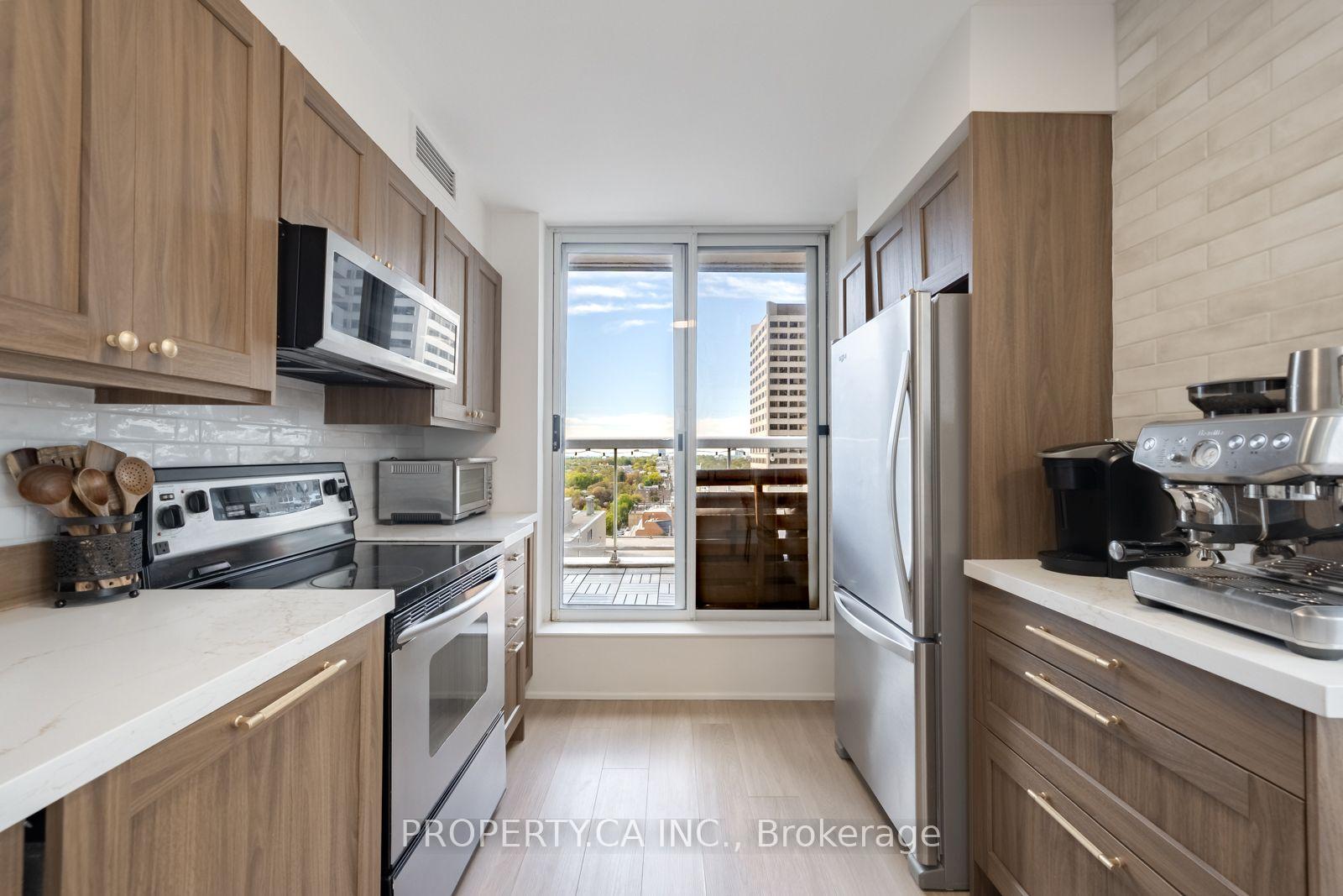 Photo 8 of Unit 1902, 43 Eglinton Avenue E, Toronto, Mount Pleasant West — HOMEH